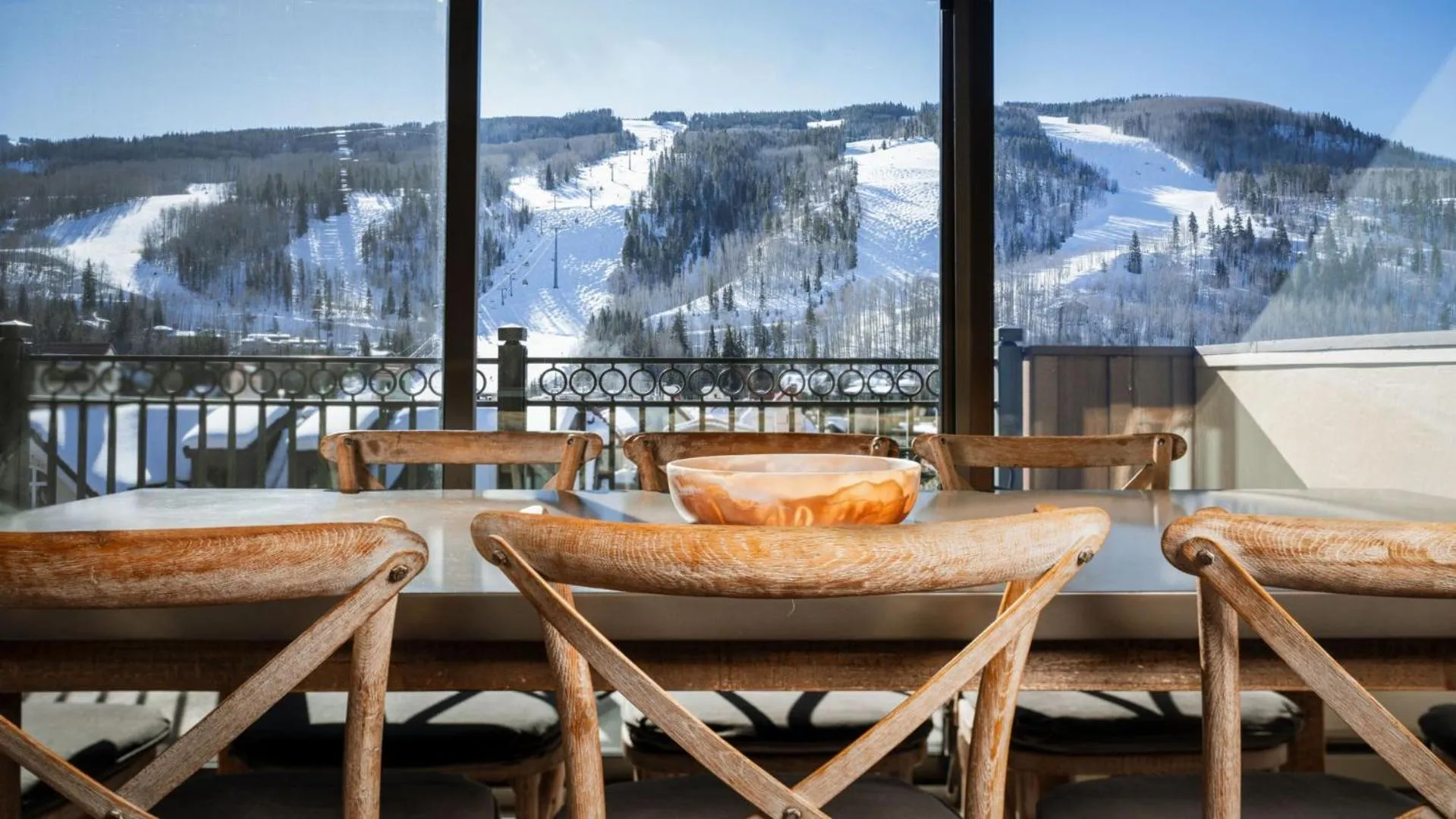 Mountain view in The Landmark