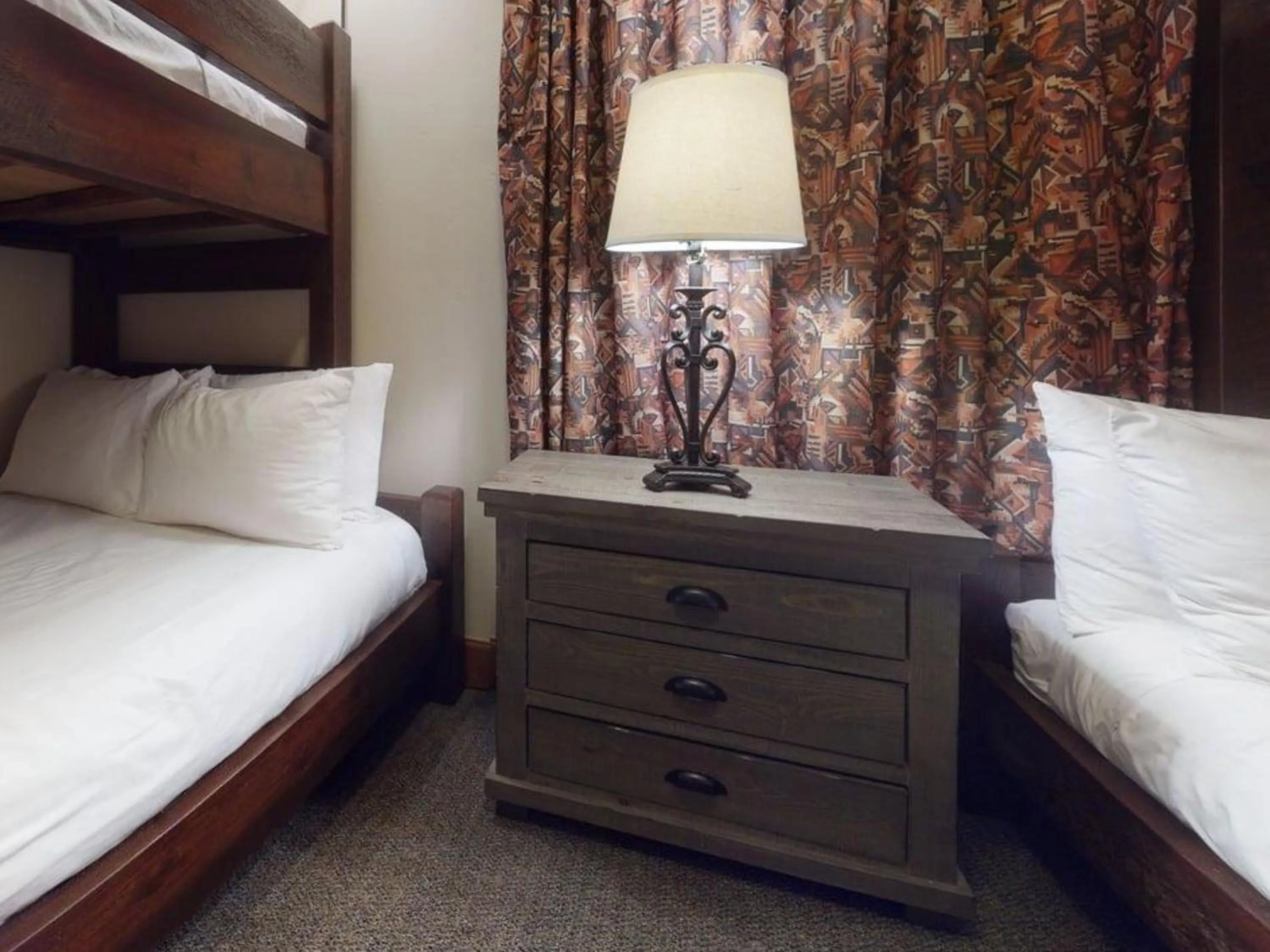 Bedroom, Bed in The Landmark