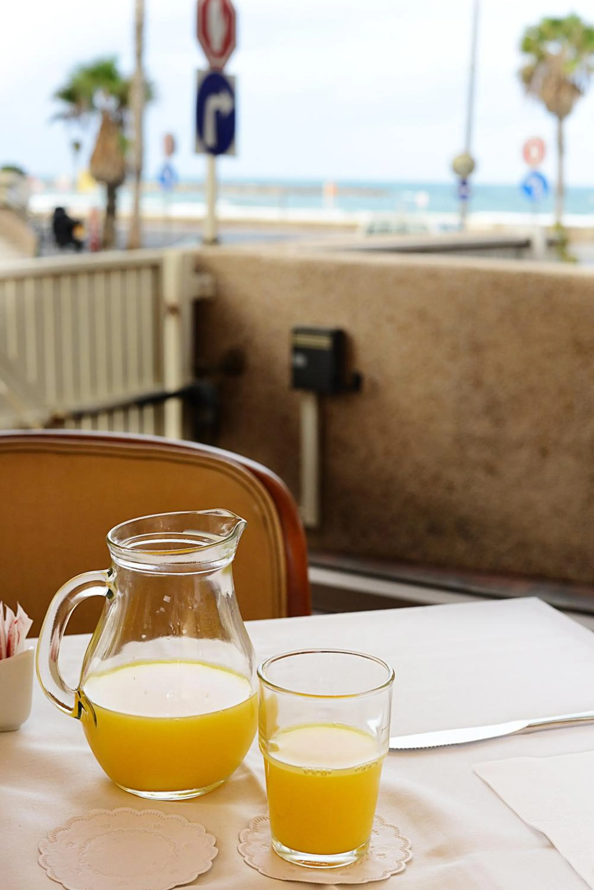 Food in Abratel Suites Hotel