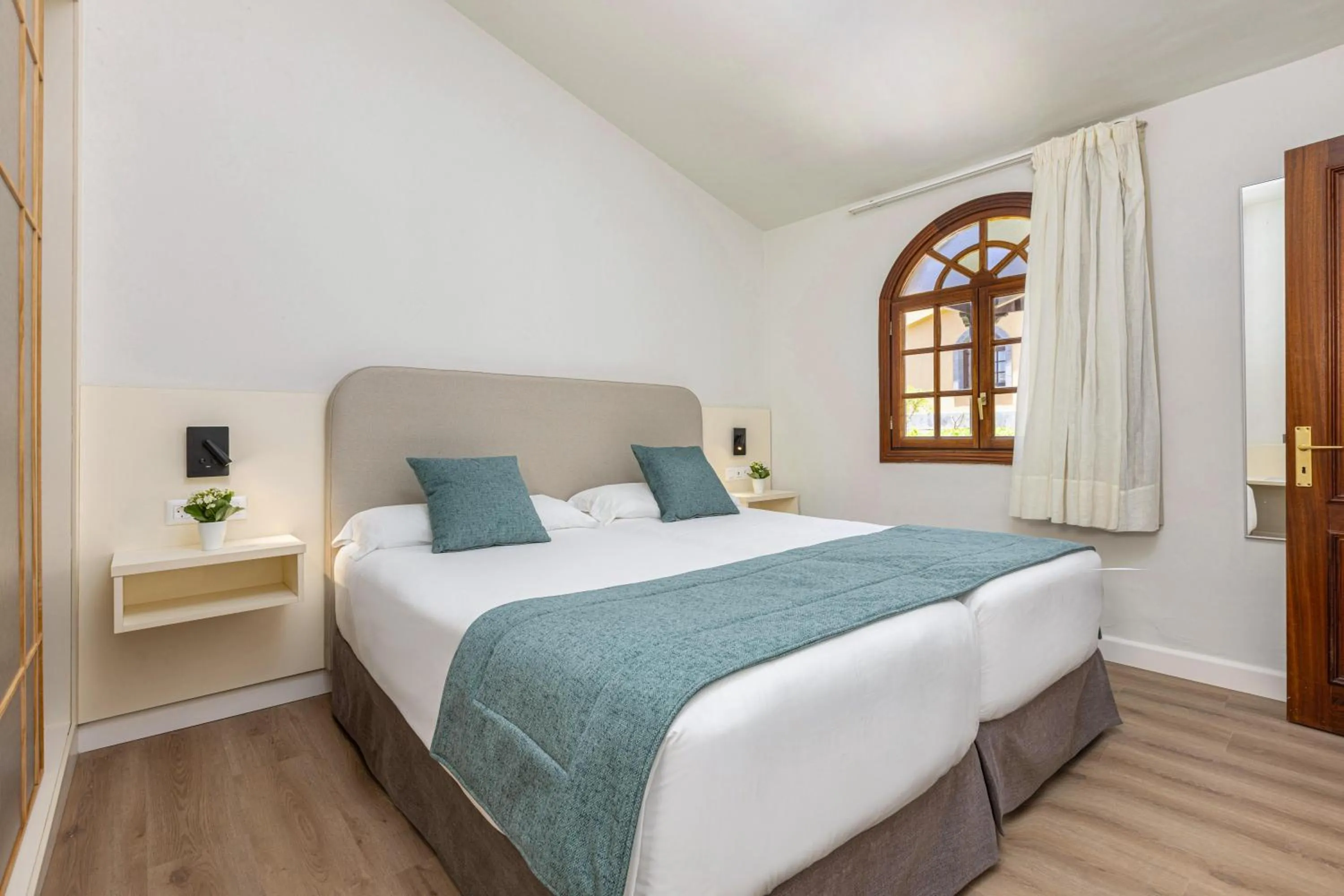 Photo of the whole room, Bed in Maspalomas Resort by Dunas