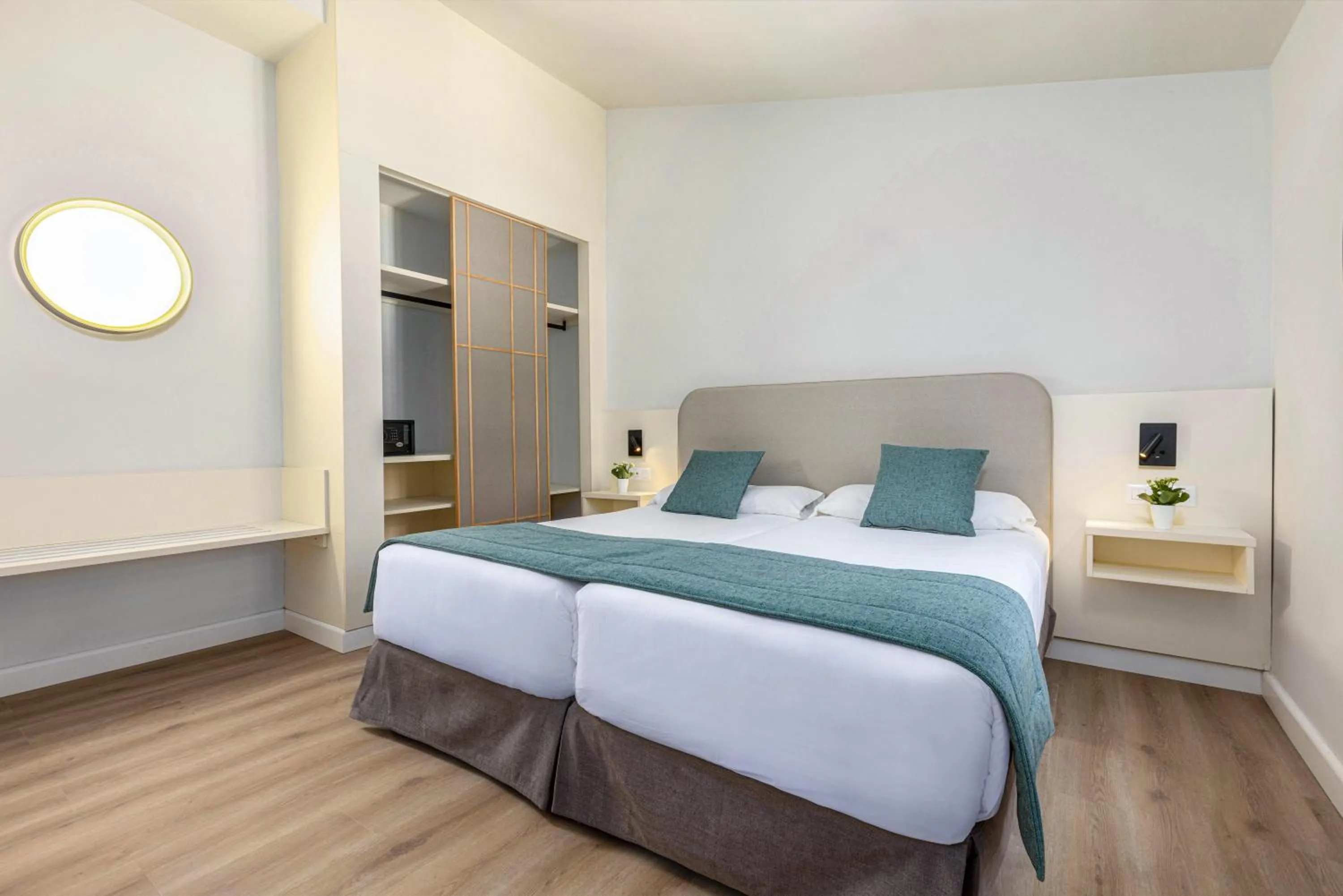 Photo of the whole room, Bed in Maspalomas Resort by Dunas