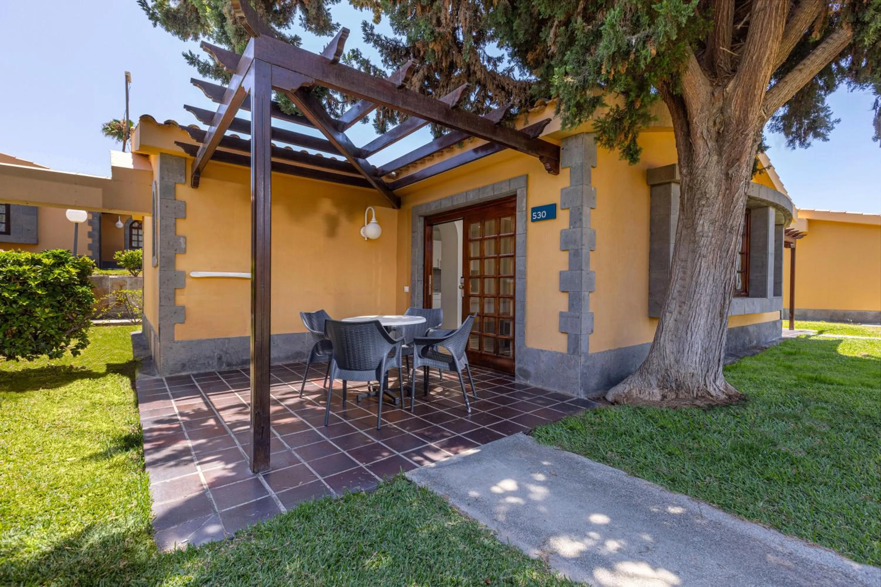 Photo of the whole room in Maspalomas Resort by Dunas