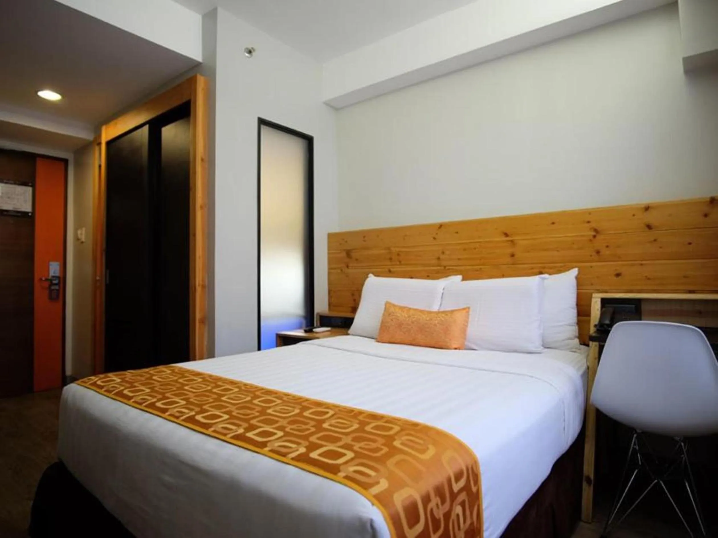 Bedroom, Bed in Cuarto Hotels Cebu