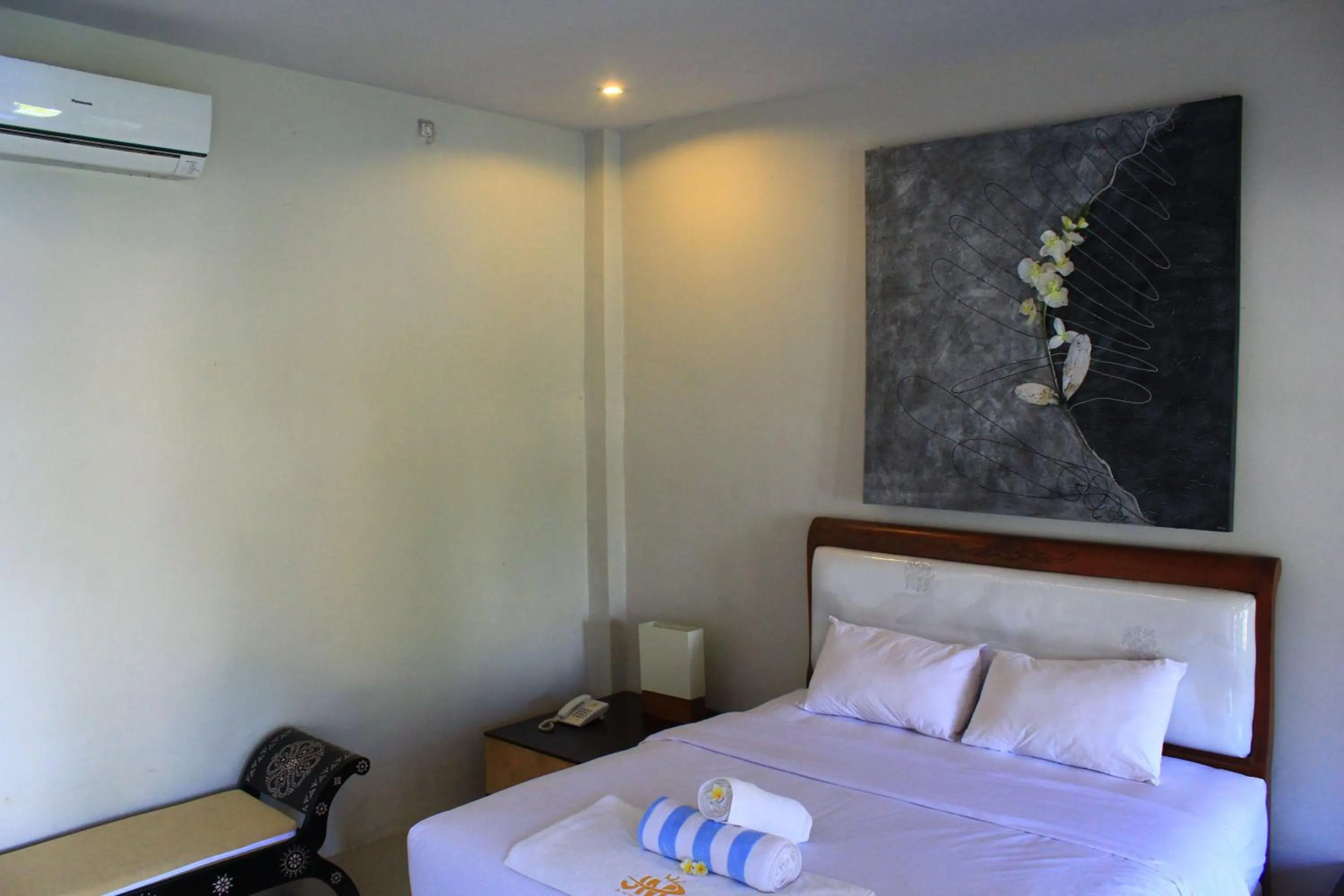 Decorative detail, Bed in JM Hotel Kuta Lombok