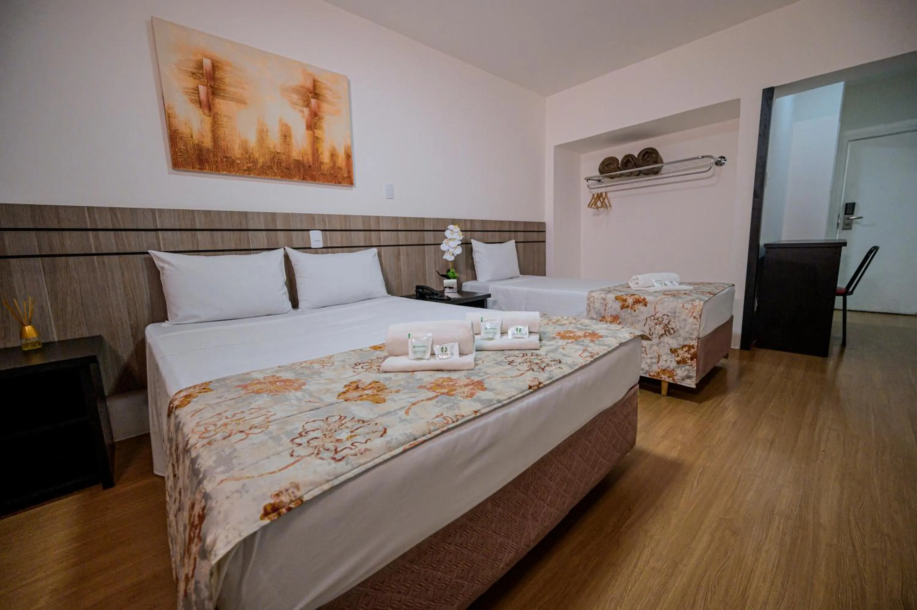 Photo of the whole room, Bed in Hotel Nacional Inn São Paulo- Próximo ao SAMPA SKY