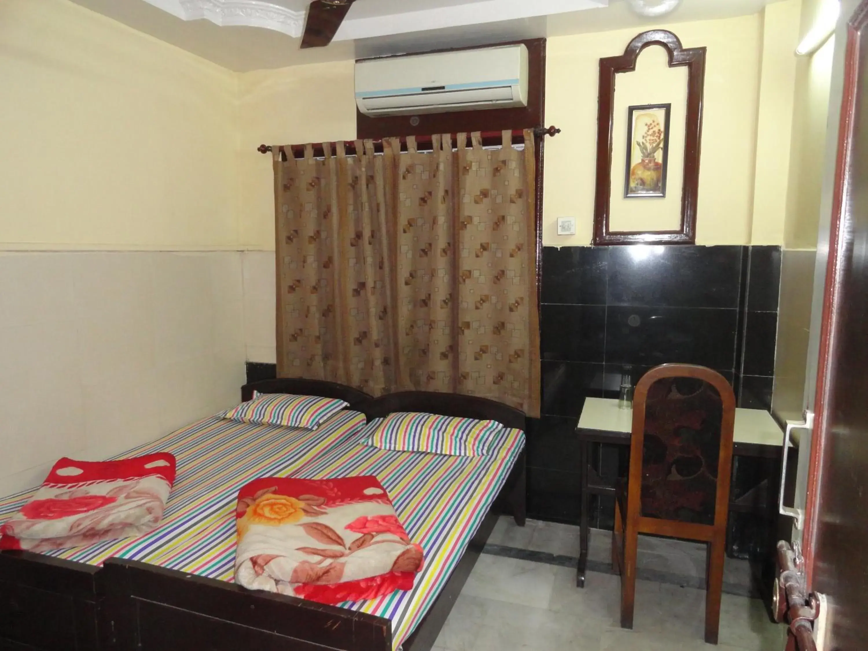 Double Standard AC in Hotel Prince B Double Standard AC in Hotel Prince B