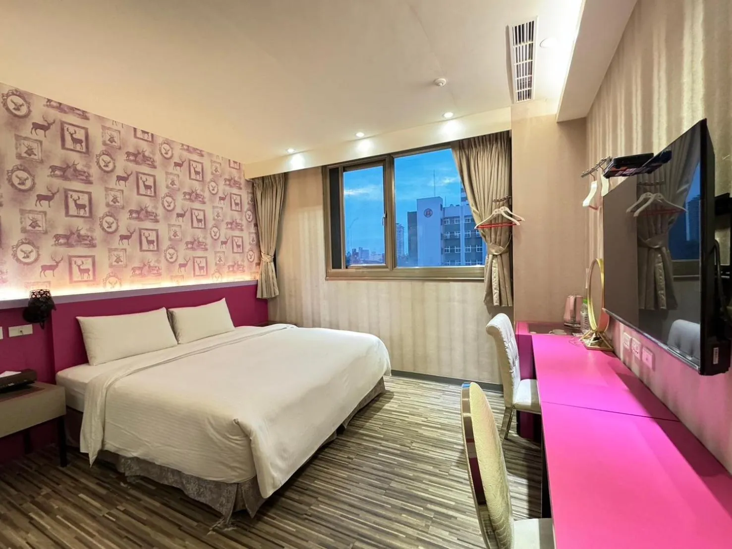 bunk bed, Bed in 191 Hotel