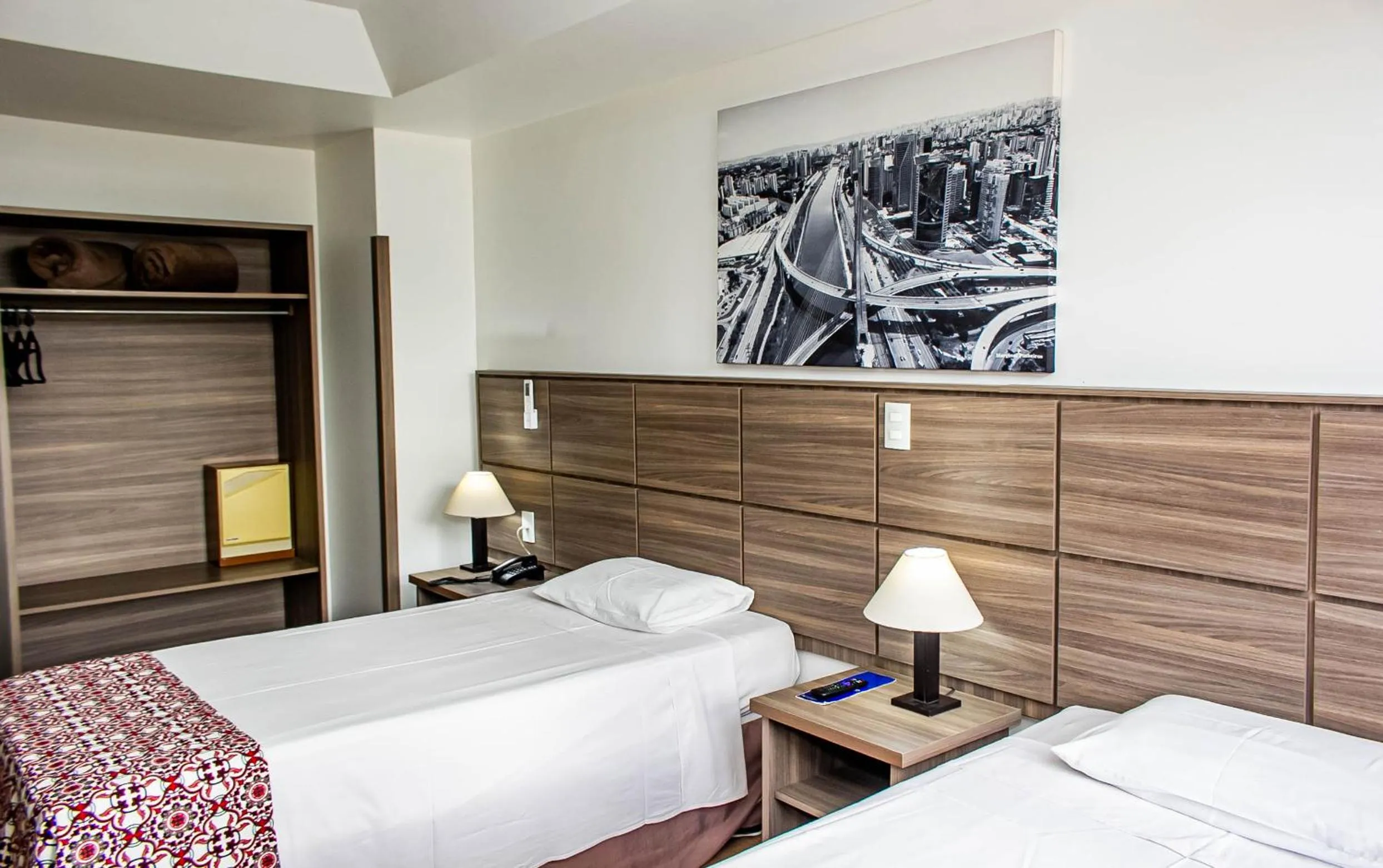 Photo of the whole room, Bed in Hotel Dan Inn Planalto São Paulo