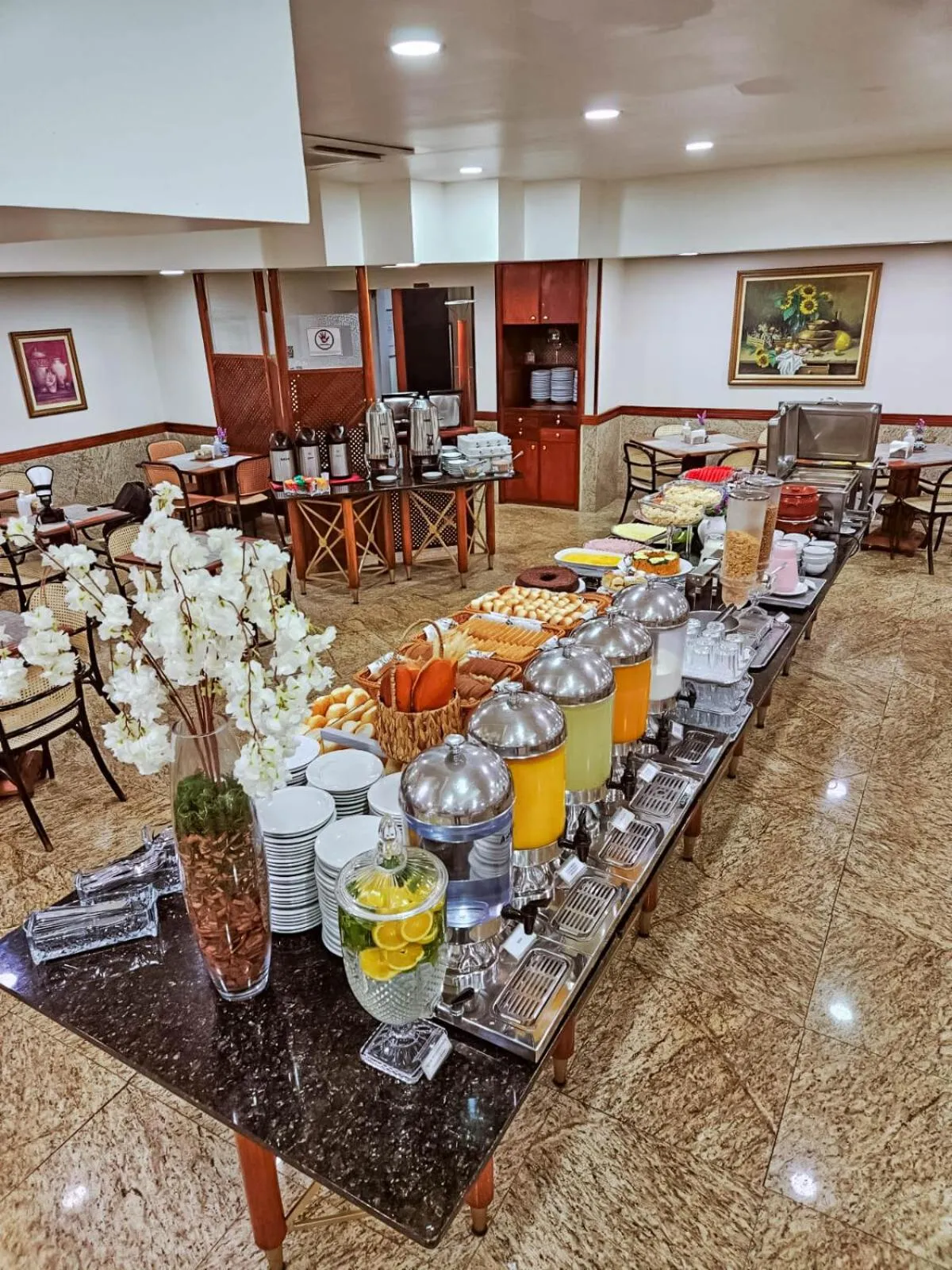 Breakfast in Hotel Dan Inn Planalto São Paulo