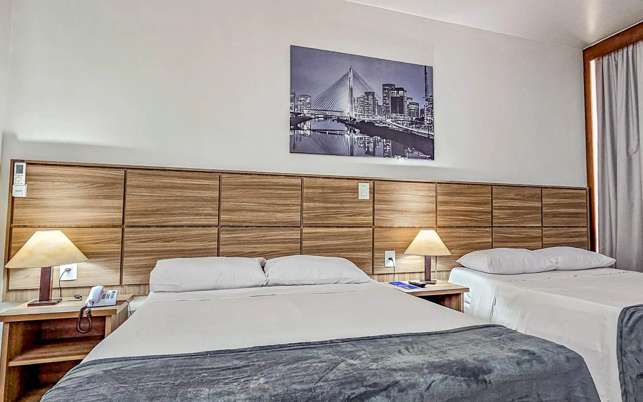 Photo of the whole room, Bed in Hotel Dan Inn Planalto São Paulo