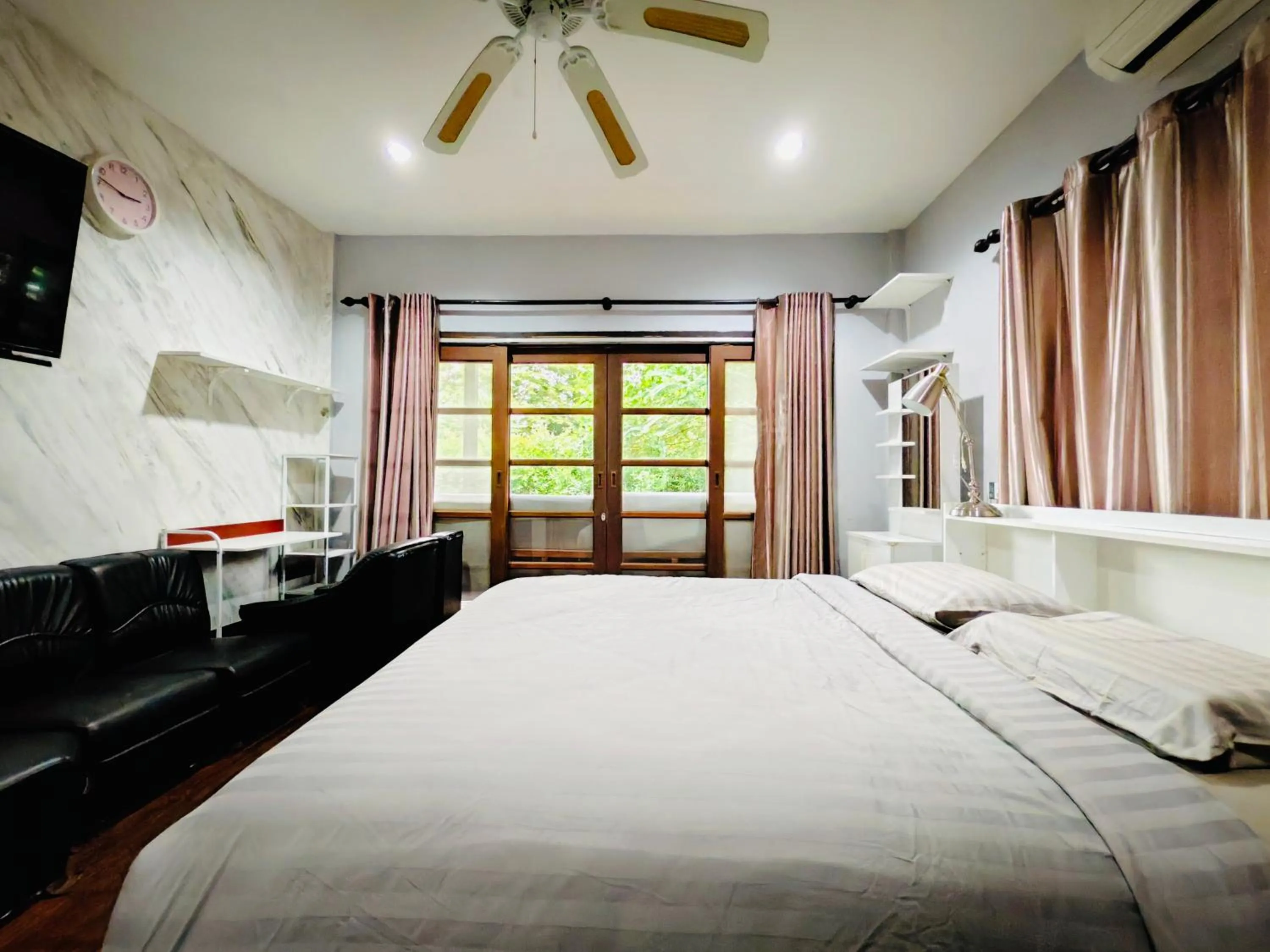 Bed in Pony Hill Villa