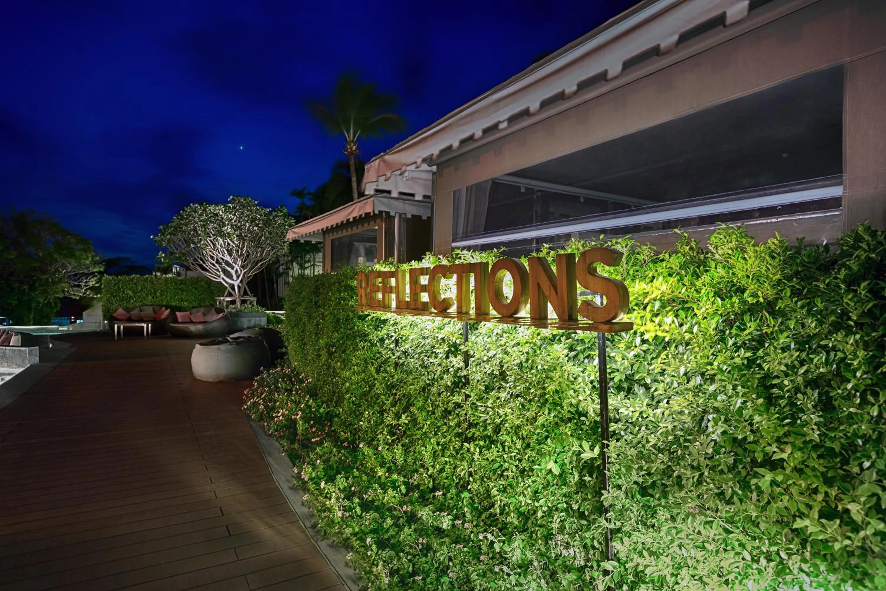 Lounge or bar in The Nai Harn