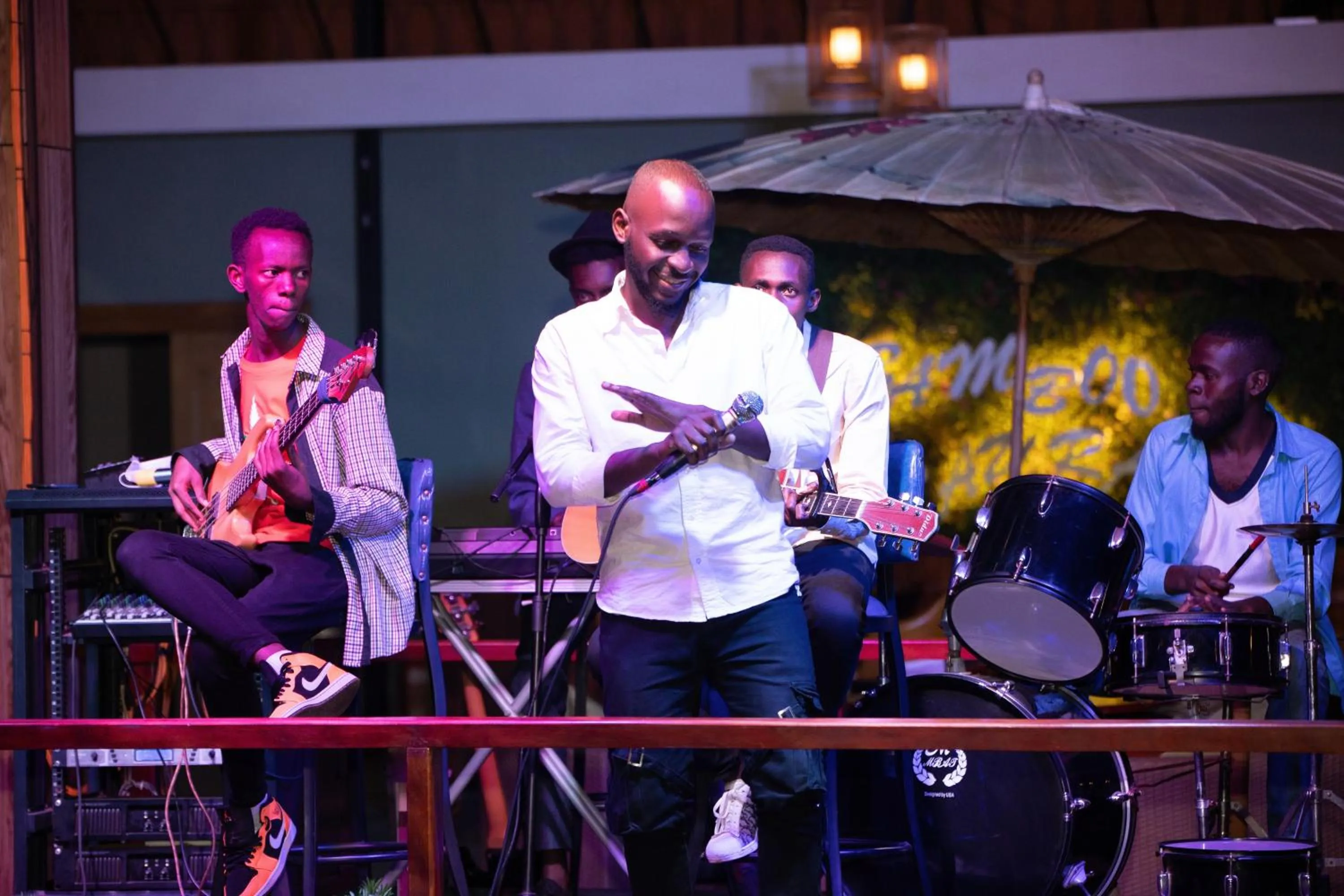 Restaurant/places to eat in 2000 Hotel Downtown Kigali