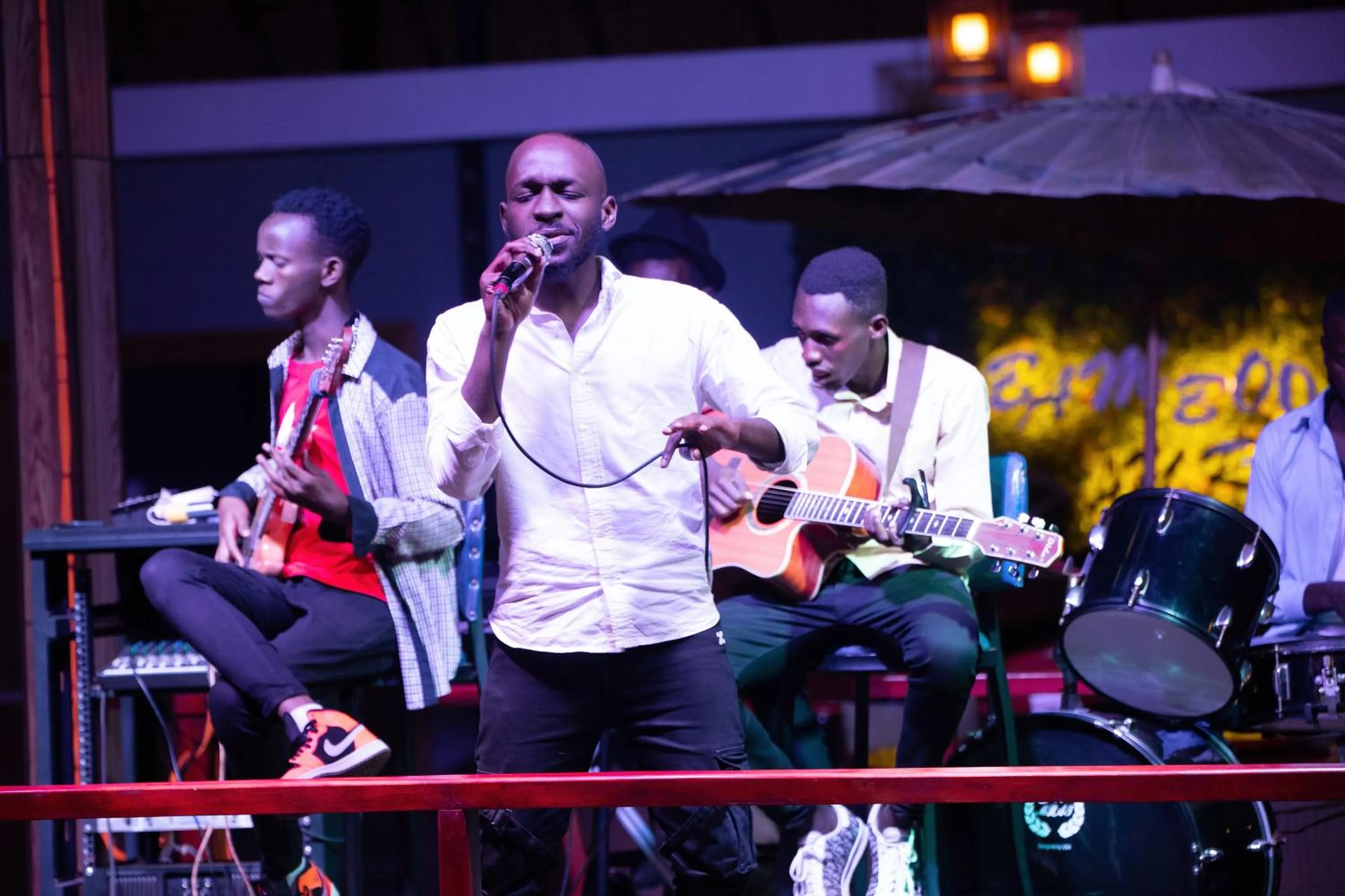 Restaurant/places to eat in 2000 Hotel Downtown Kigali