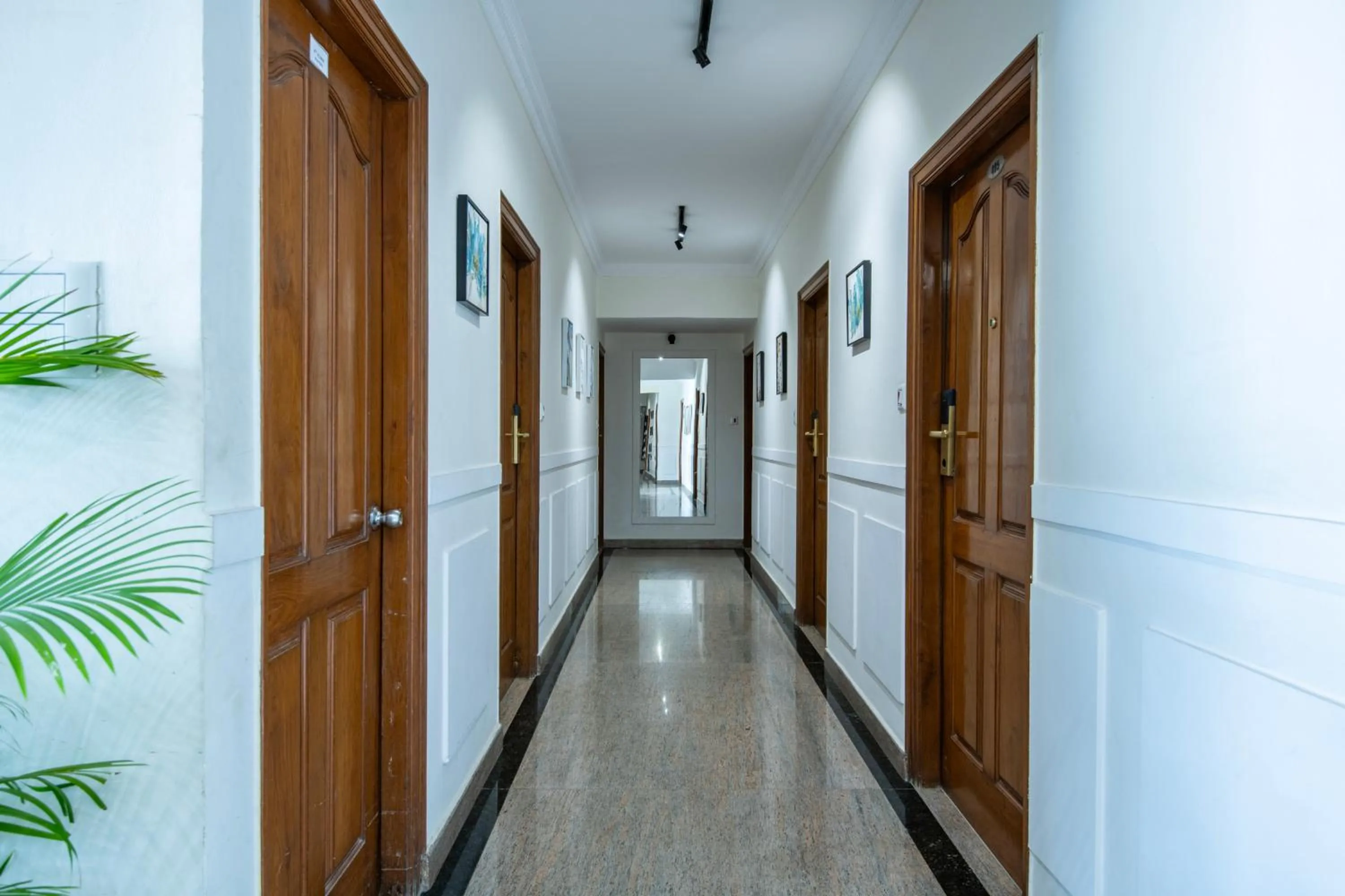 Lobby or reception in Hyde Park Orchards