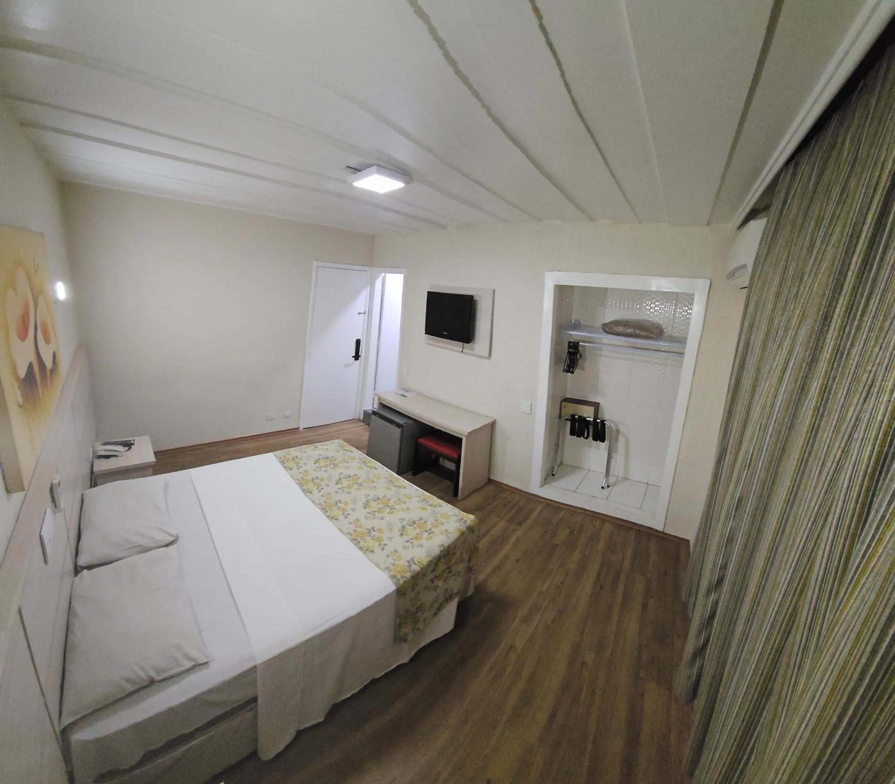 Bed in Hotel Euro Suite São Paulo by Nacional Inn - A 600 METROS DA RUA 25 DE MARÇO