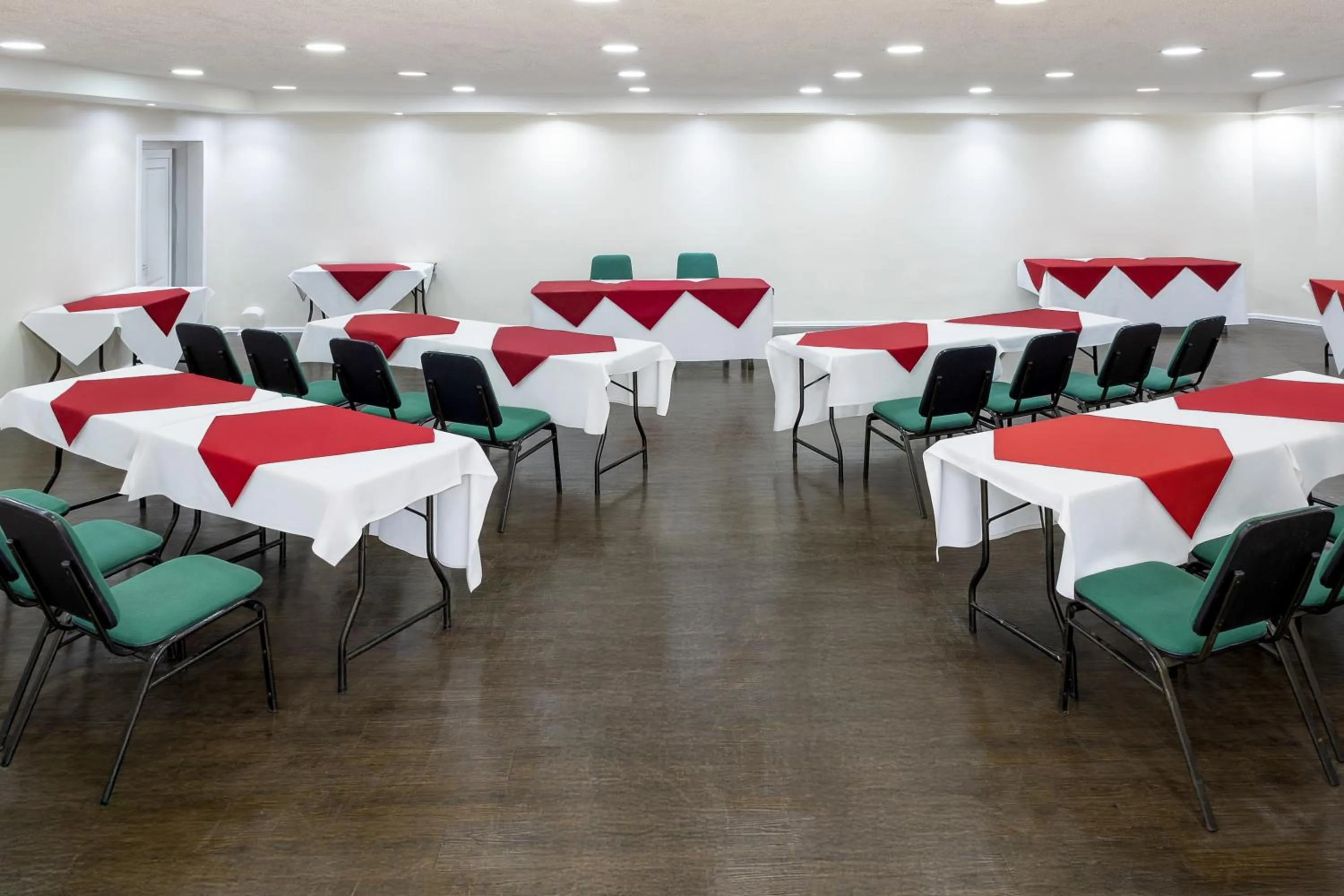 Banquet/Function facilities in Hotel Euro Suite São Paulo by Nacional Inn - A 600 METROS DA RUA 25 DE MARÇO