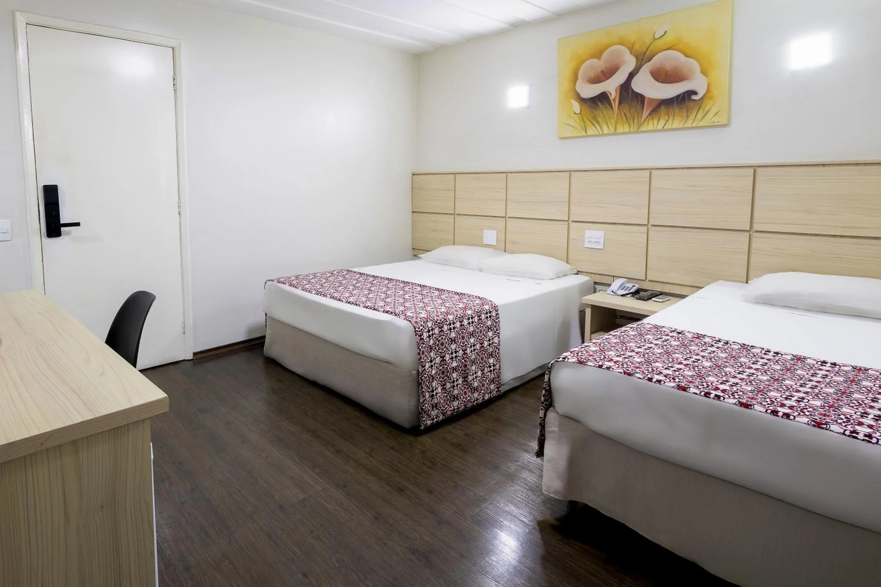 Photo of the whole room, Bed in Hotel Euro Suite São Paulo by Nacional Inn - A 600 METROS DA RUA 25 DE MARÇO