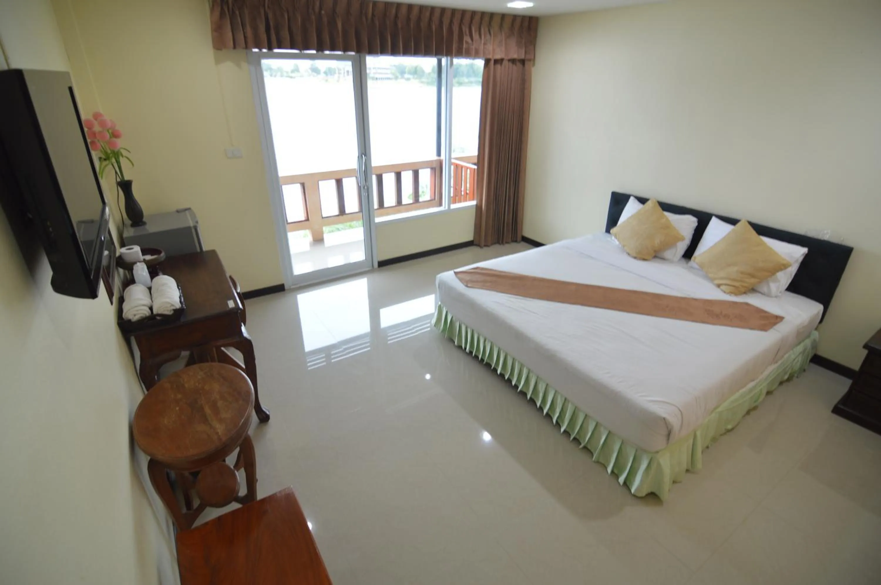Bedroom, Bed in Techno Riverview Resort