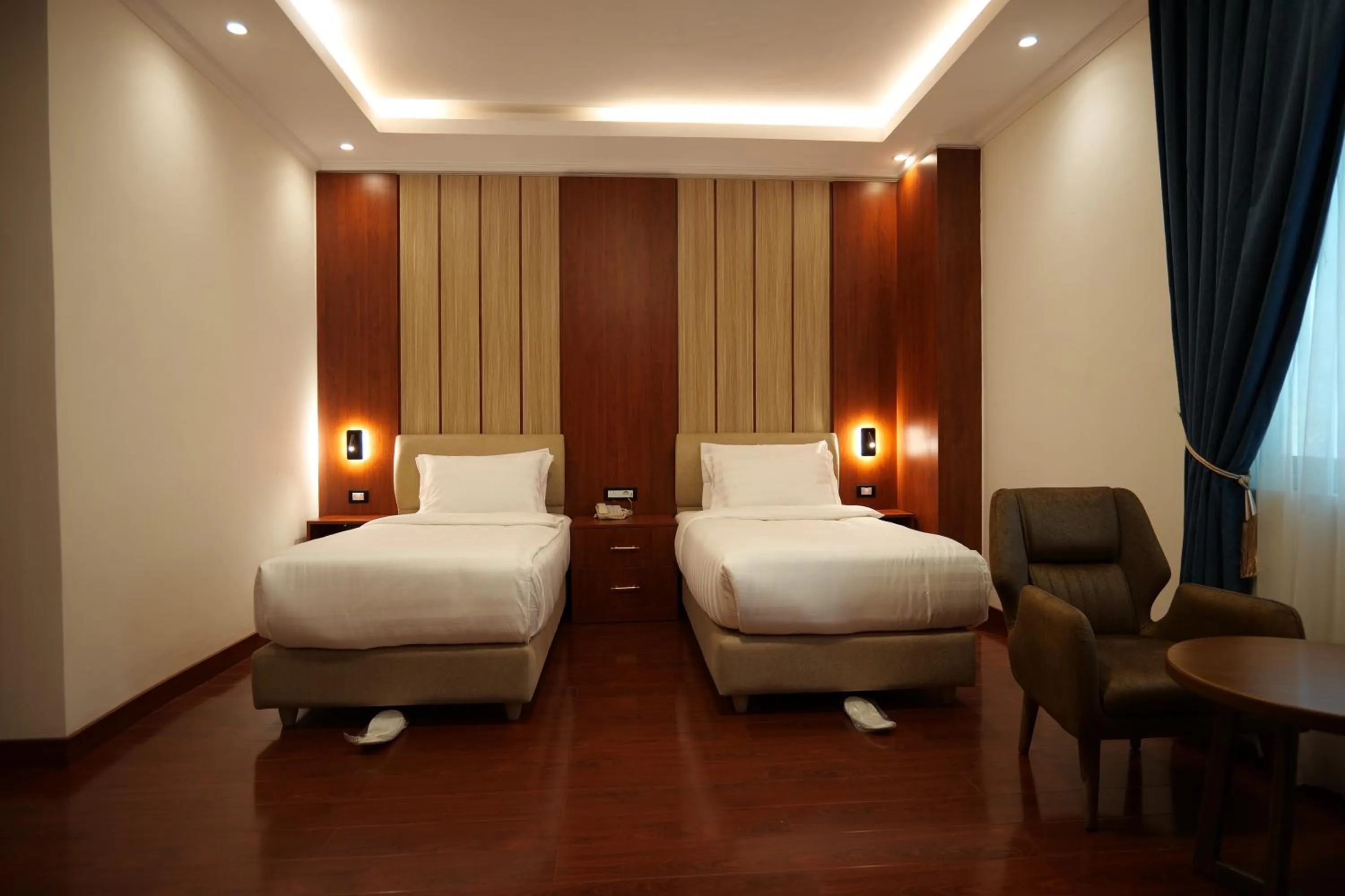 View (from property/room), Bed in Crescent International Hotel