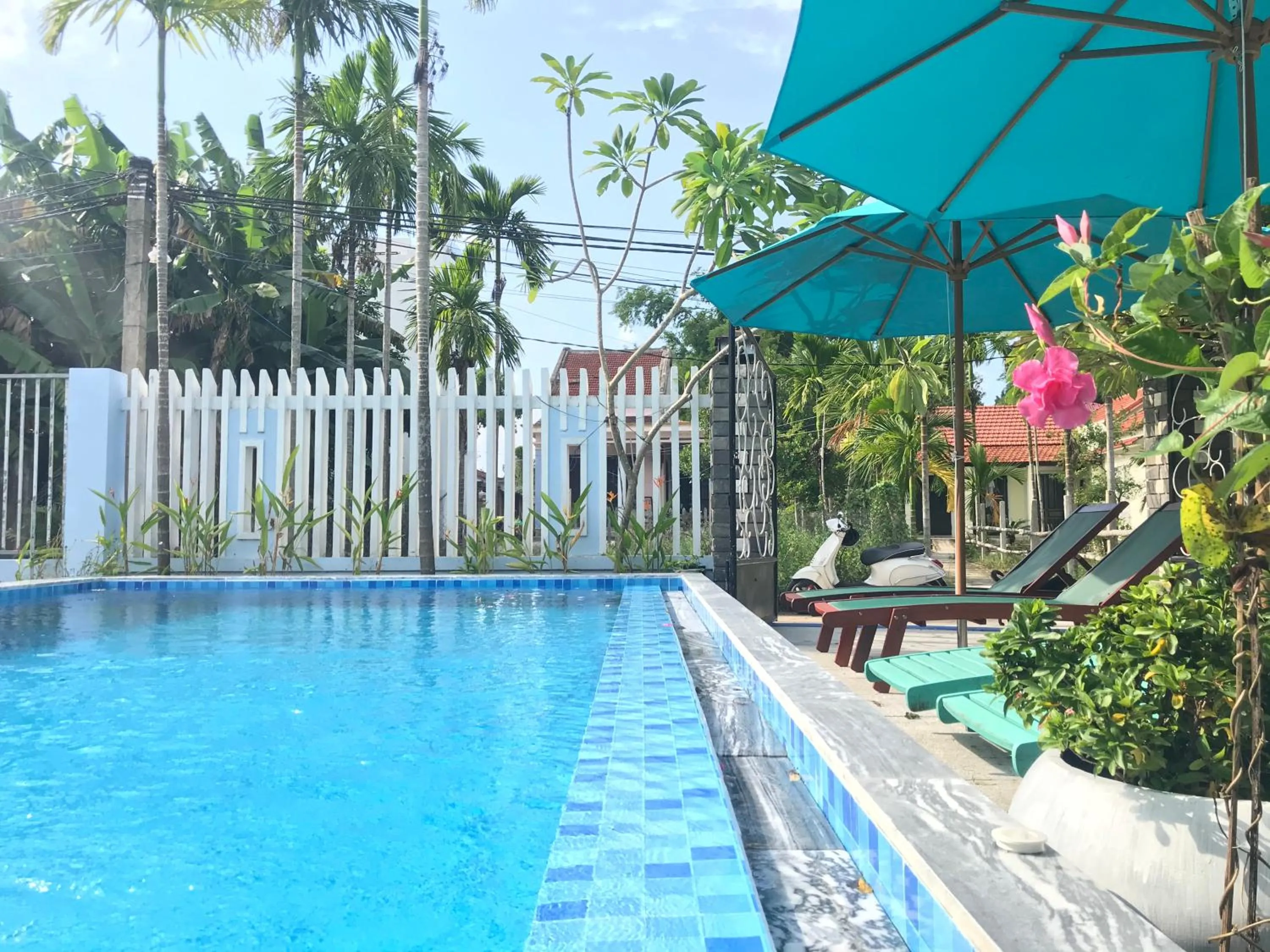 Swimming pool in The Moon River Homestay & Villa