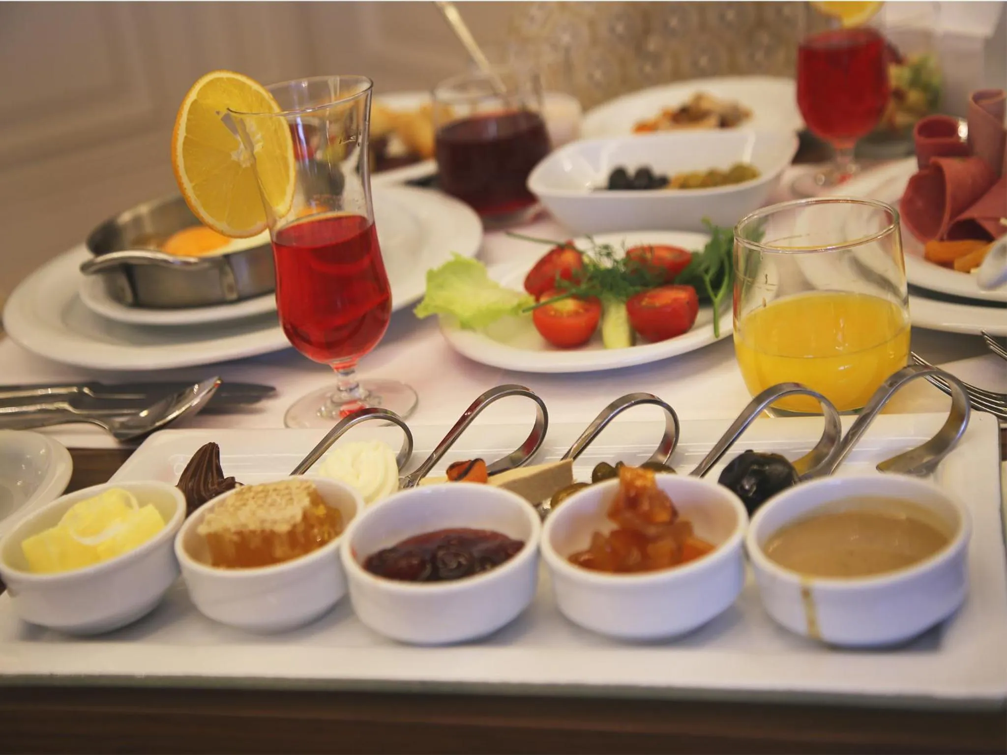 Buffet breakfast in Morrian Hotel