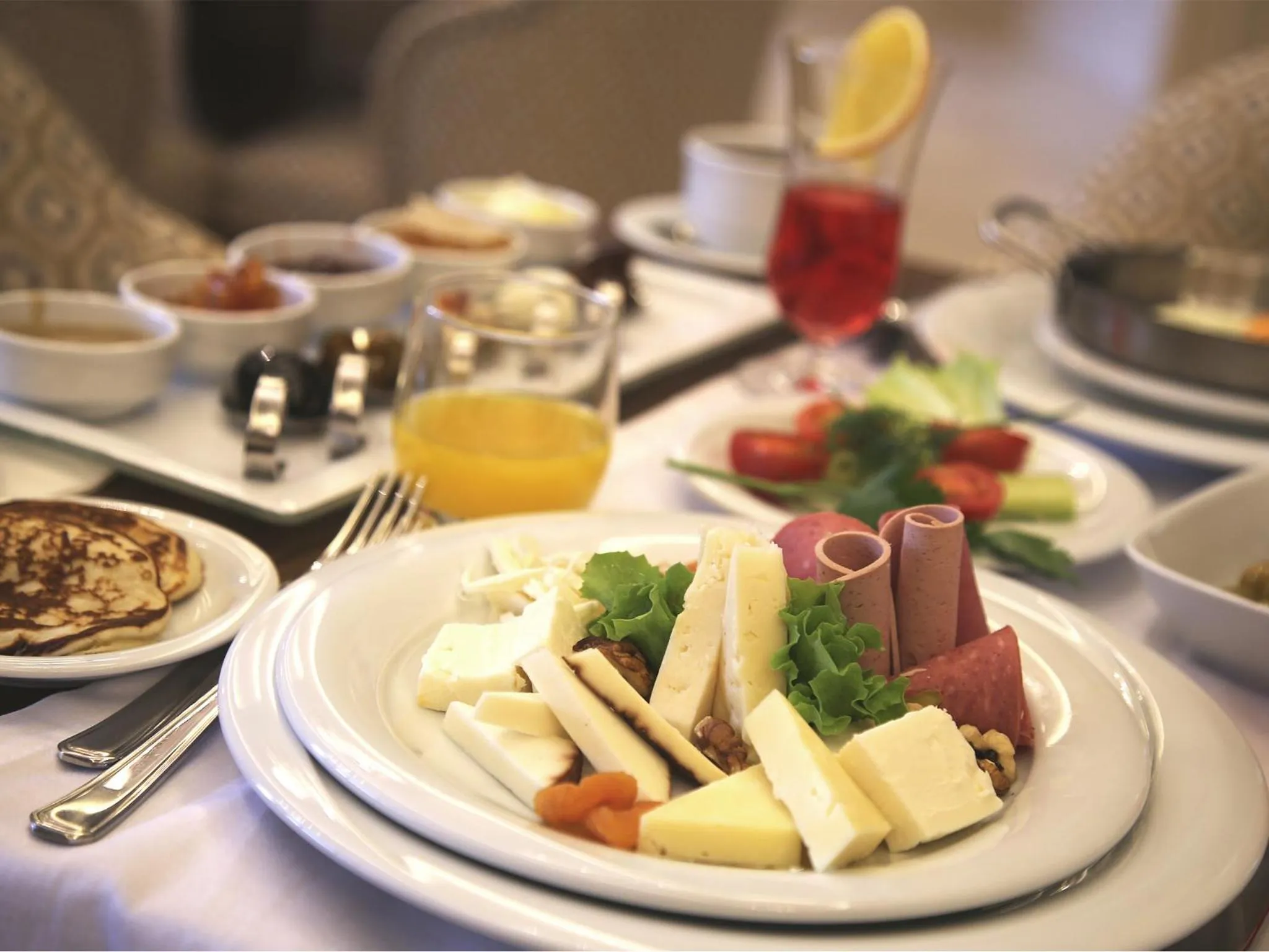 Buffet breakfast in Morrian Hotel