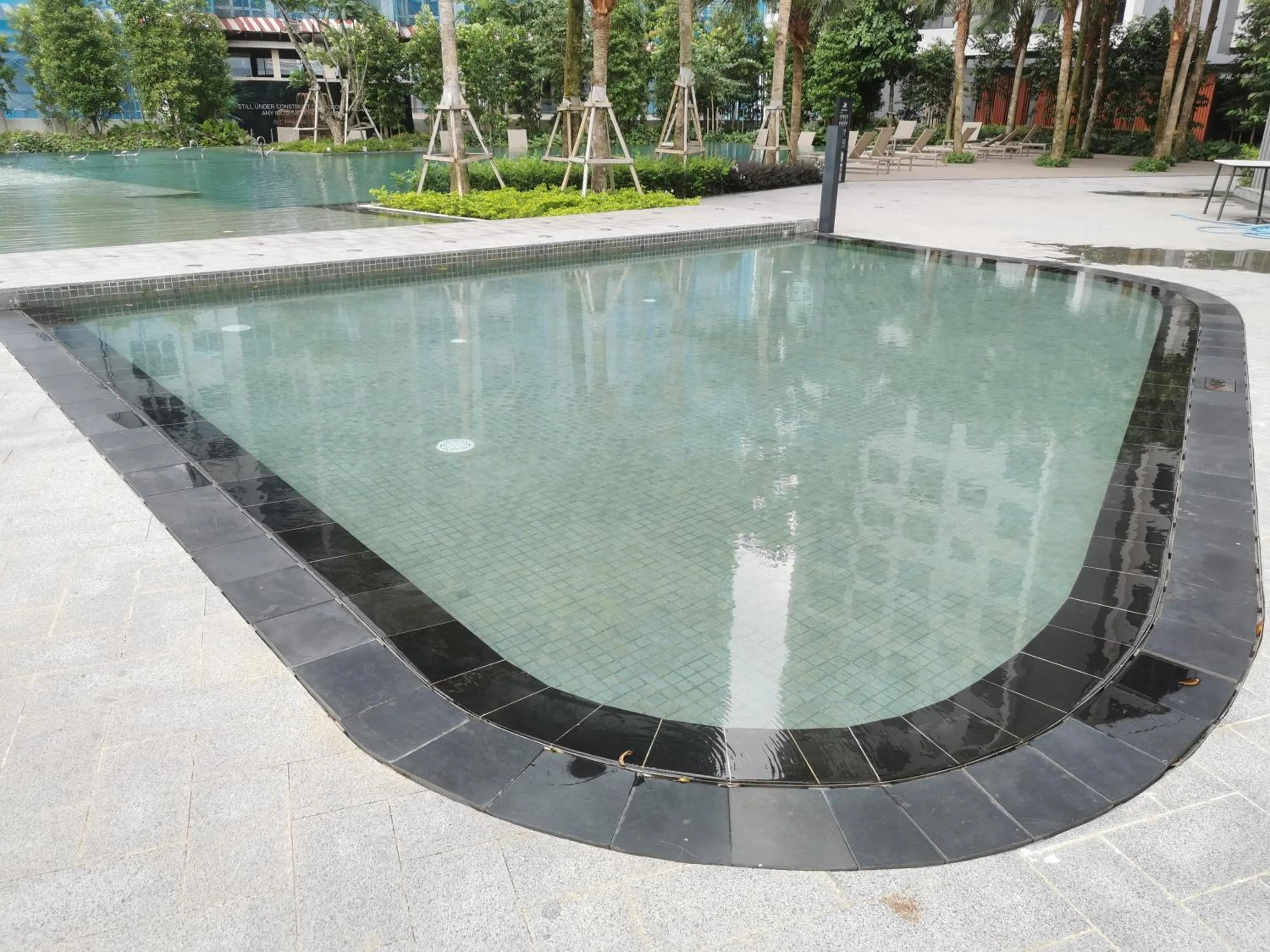 Swimming pool in Agile BB-TRX by ASTRA