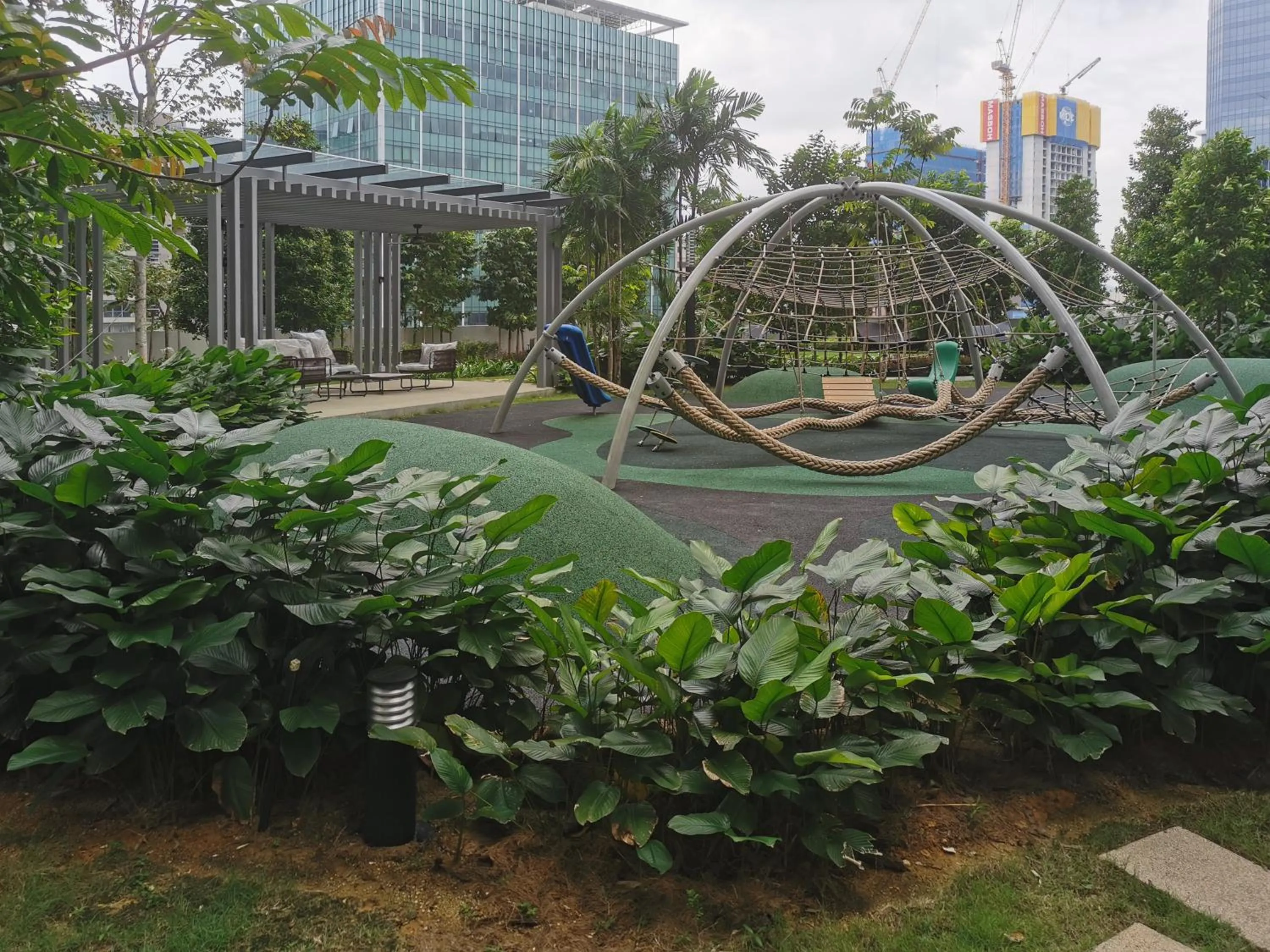 Garden in Agile BB-TRX by ASTRA