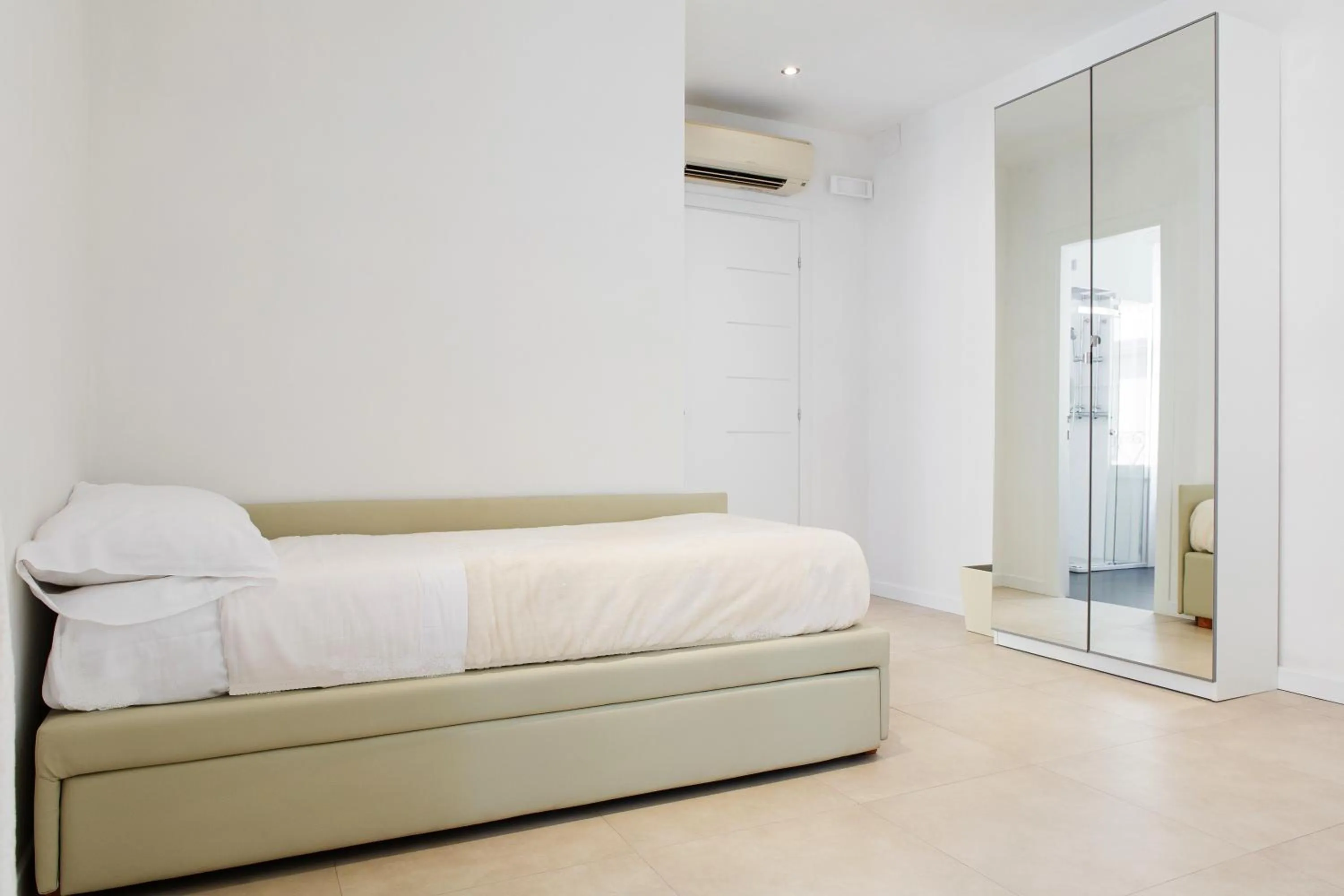 Bed in Vatican Grand Suite