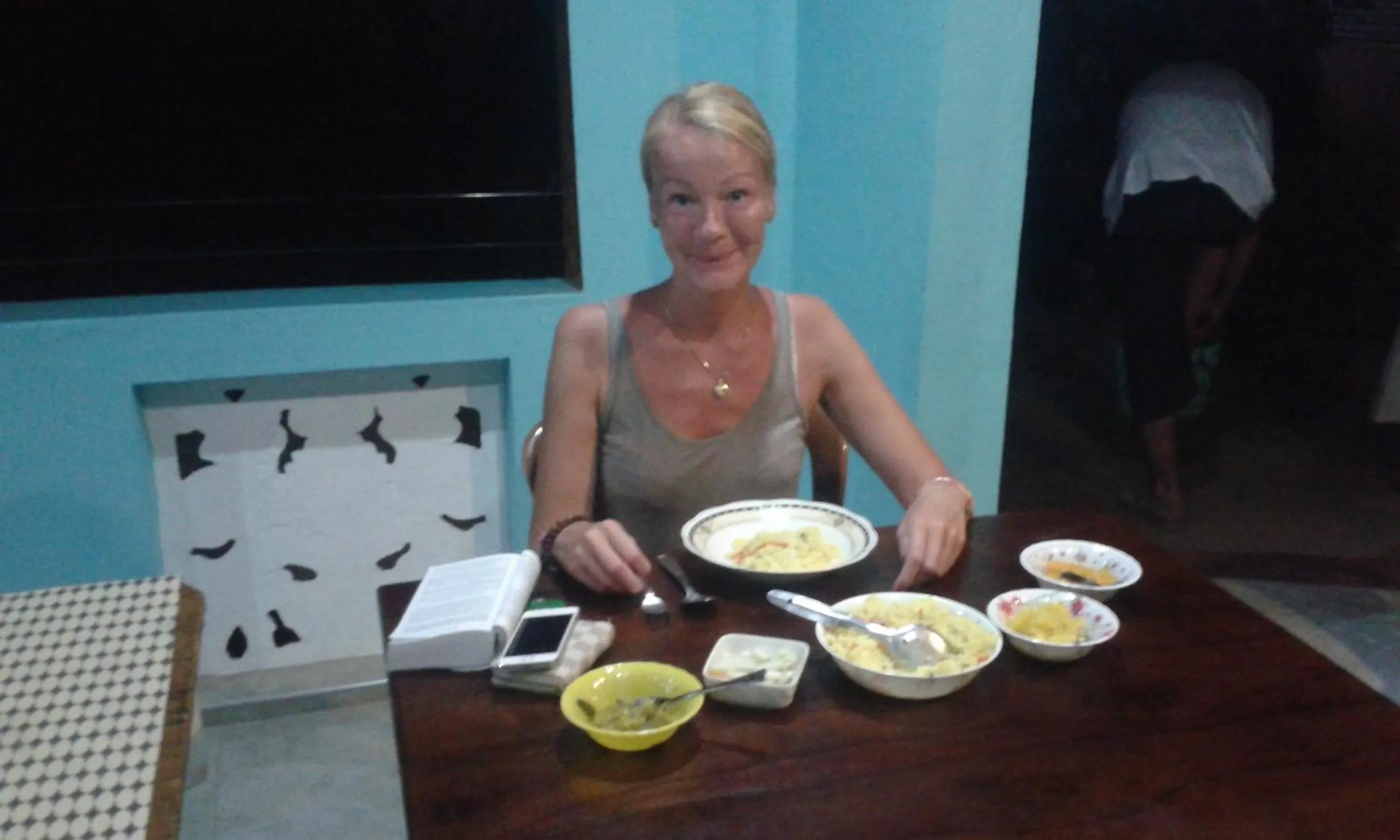 Guests in Sea Zone Hotel Nilaveli