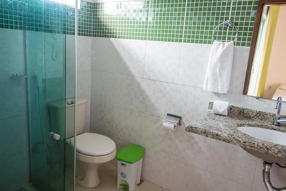 Bathroom in Pousada Manga Rosa- Arraial