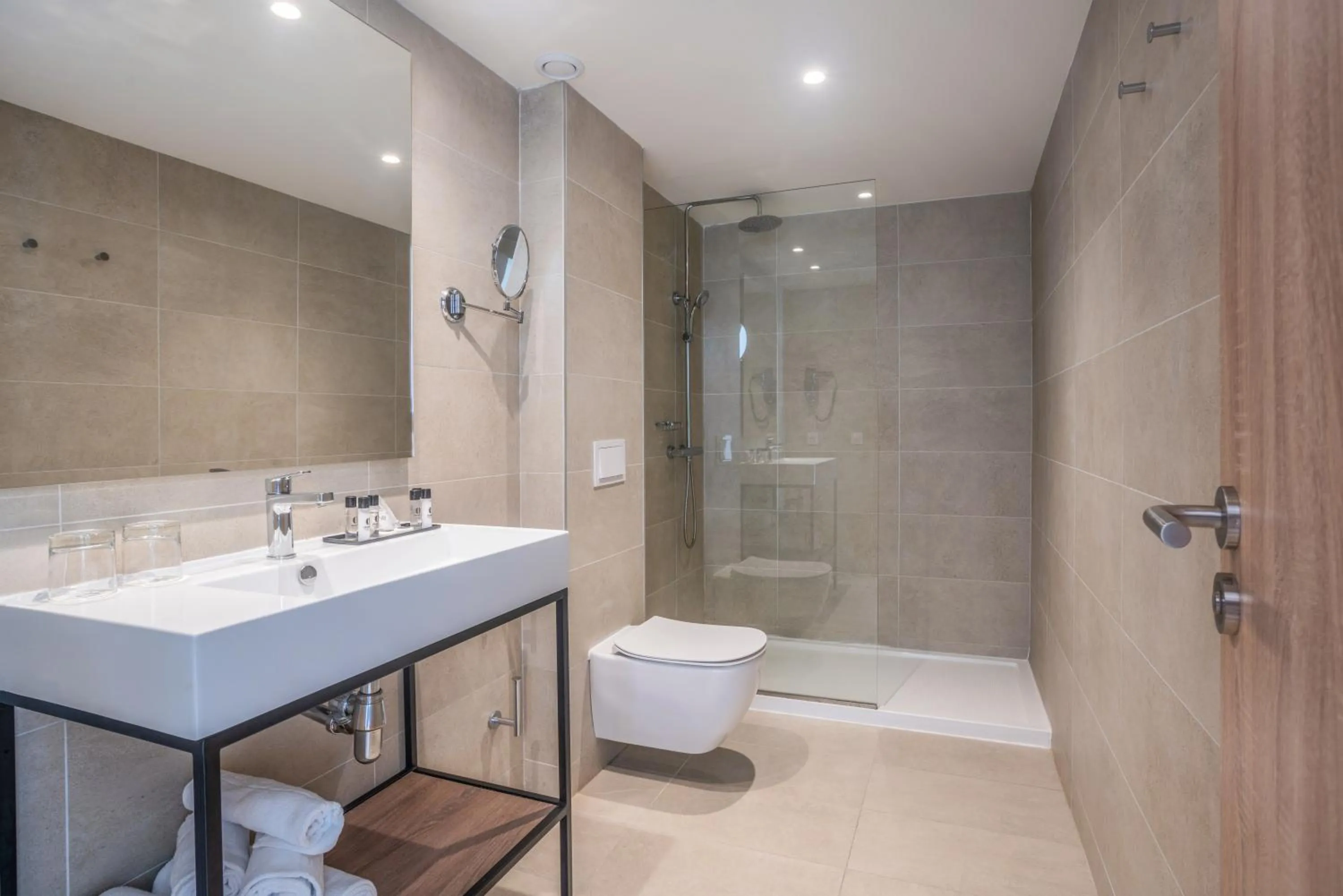 Bathroom in Hotel Las Arenas