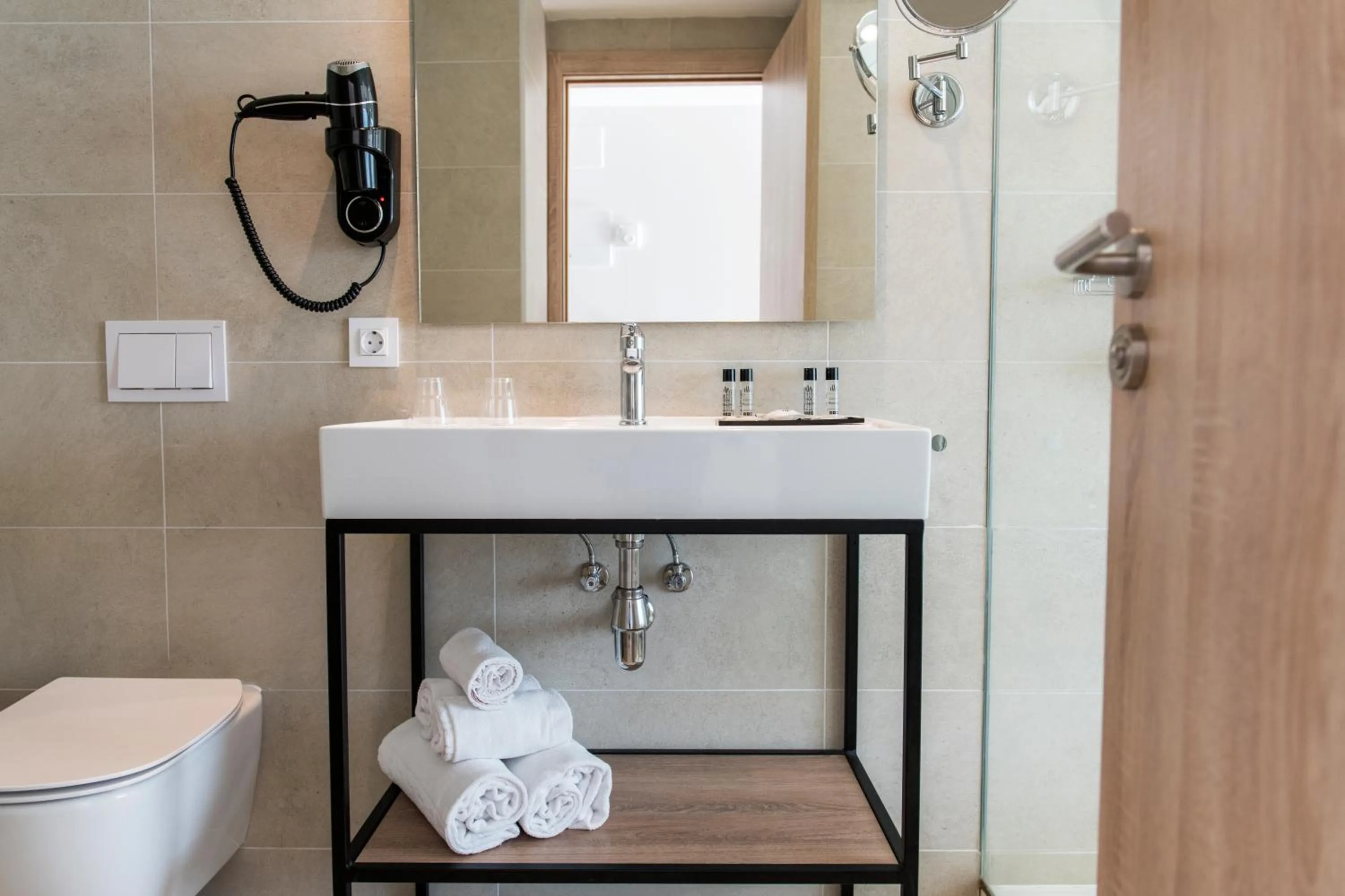 Bathroom in Hotel Las Arenas