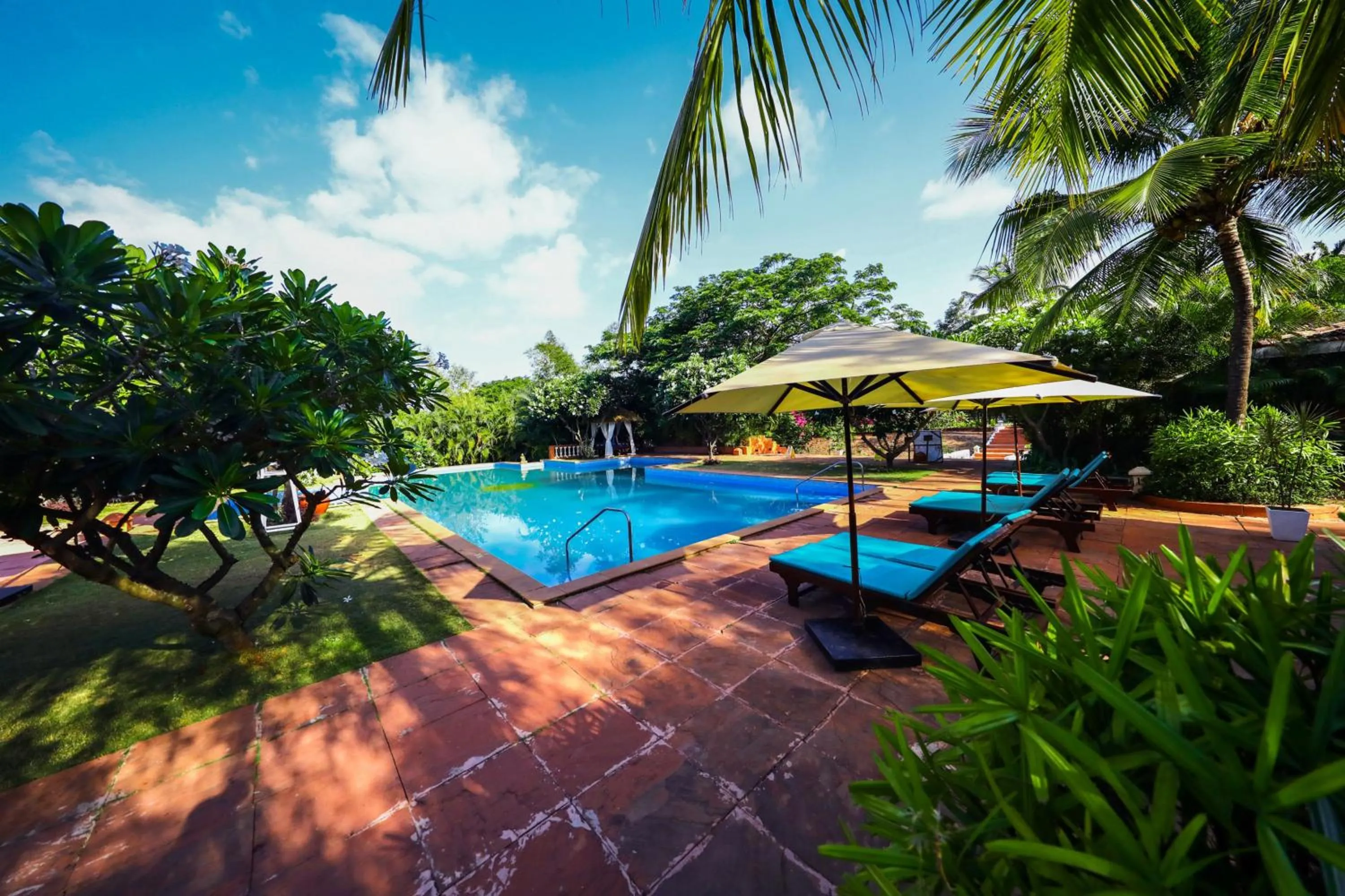 Swimming pool in Blue Ocean The Fern Resort & Spa Ganpatipule