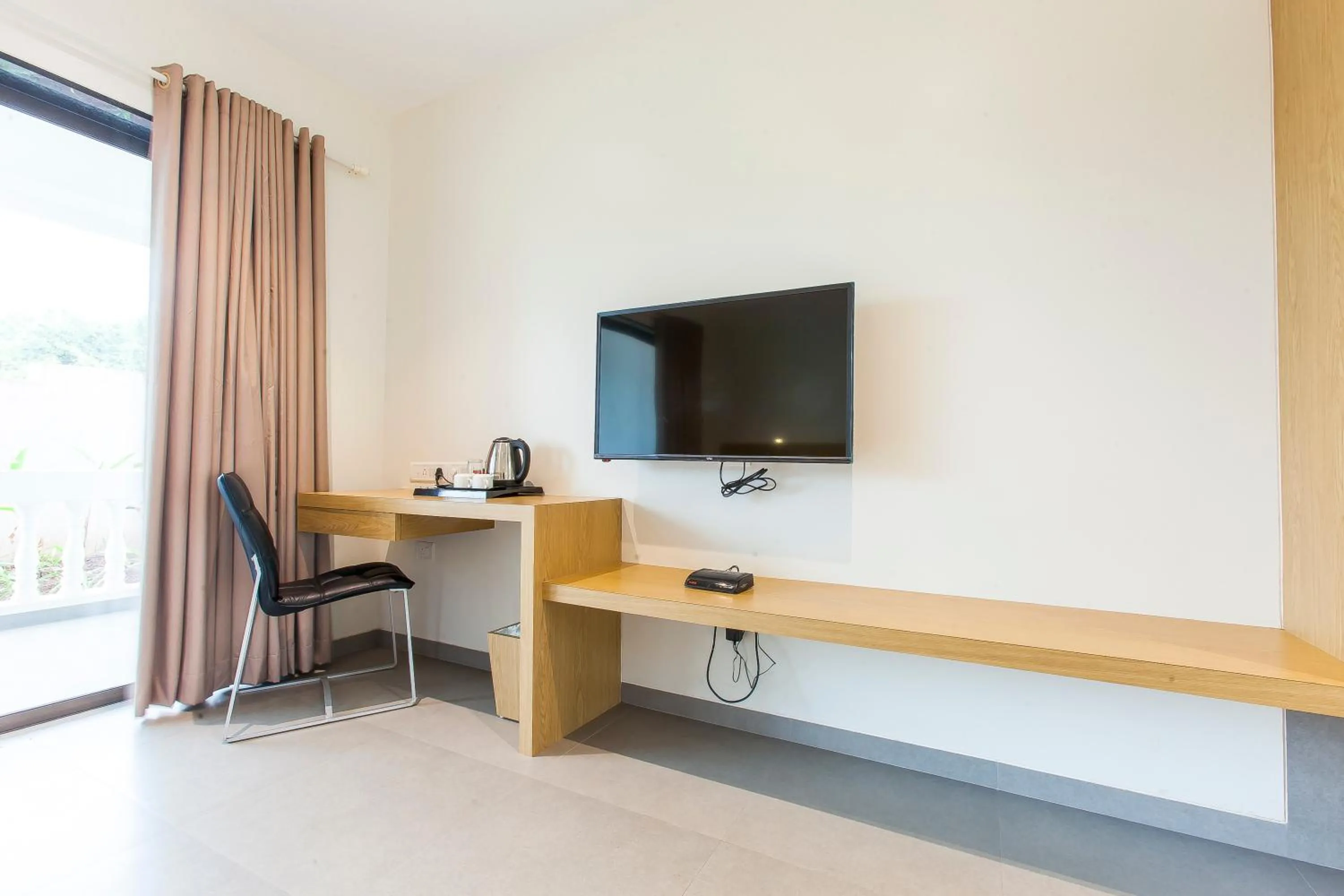 Communal lounge/ TV room in Blue Ocean The Fern Resort & Spa Ganpatipule