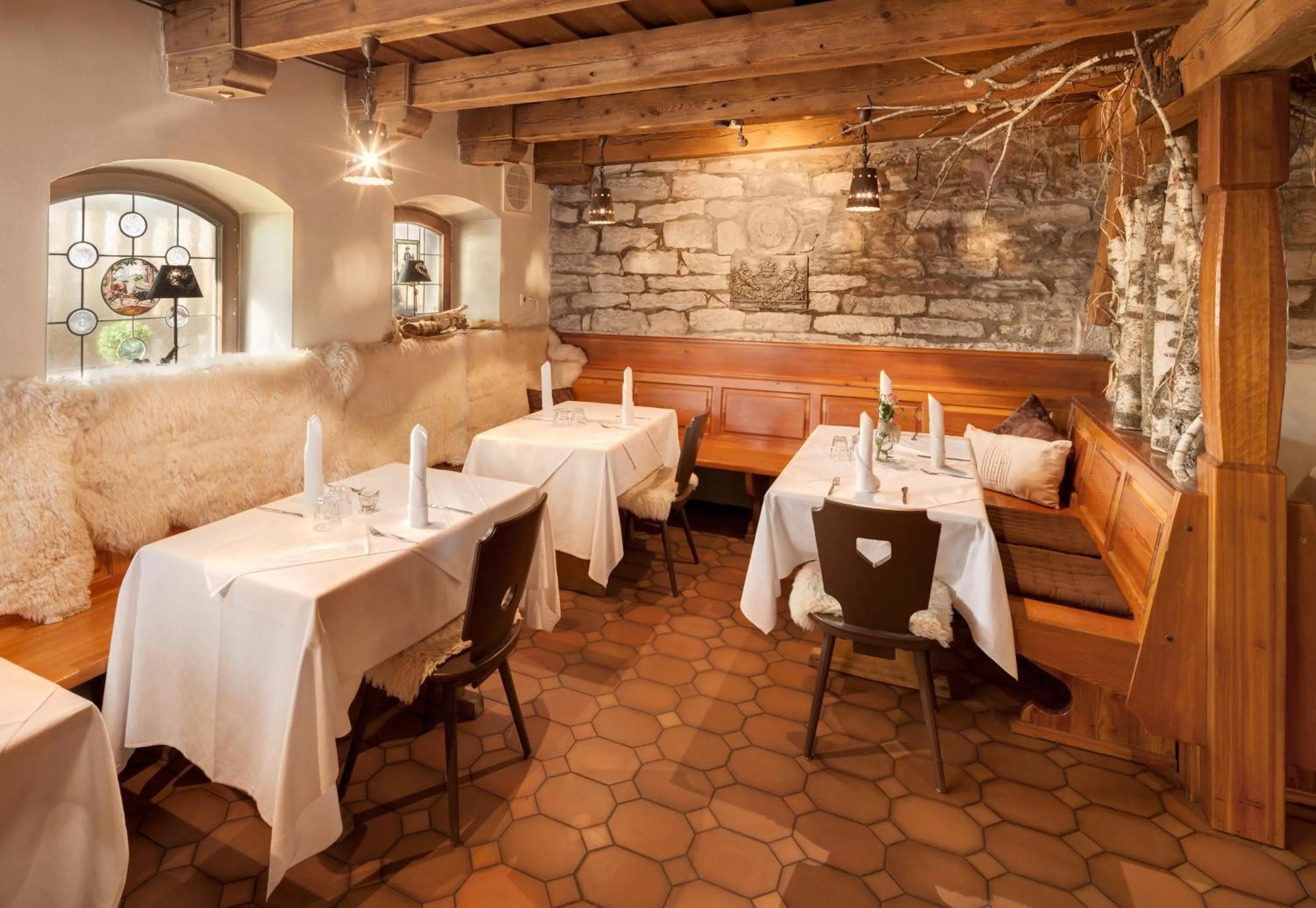 Dining area in AlmRefugio