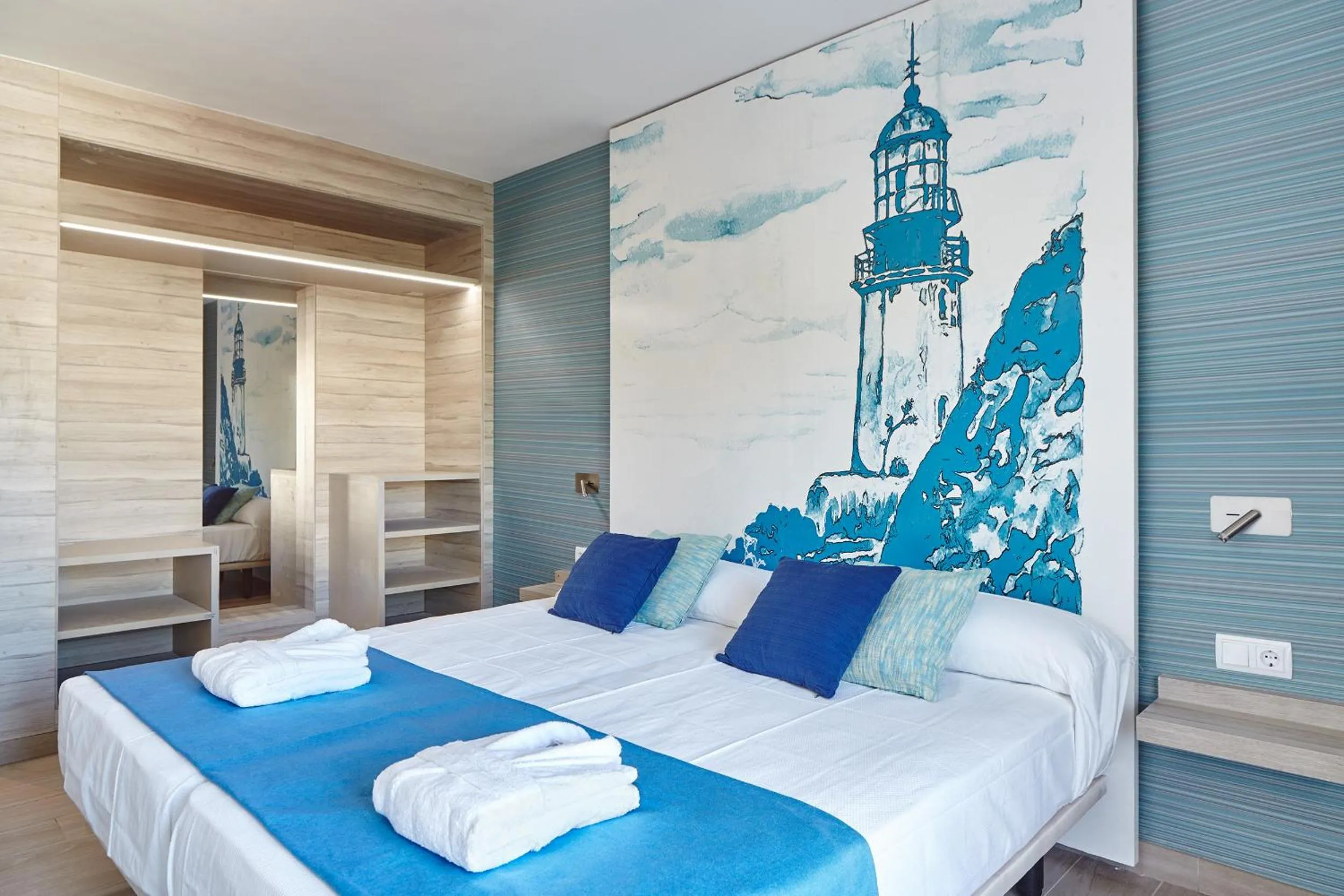 Photo of the whole room, Bed in Sol Bahía Ibiza Suites