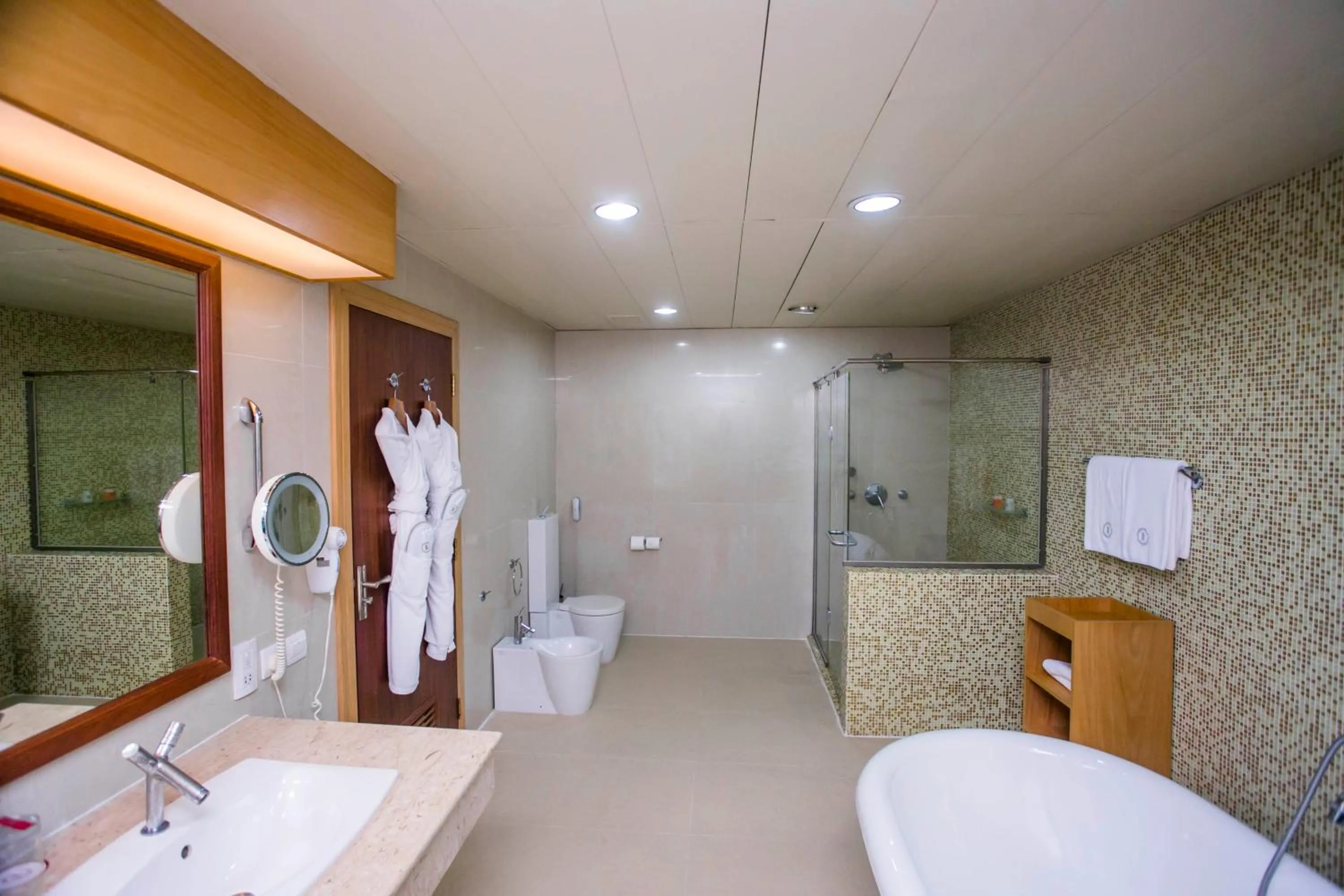 Shower in Lagos Oriental Hotel