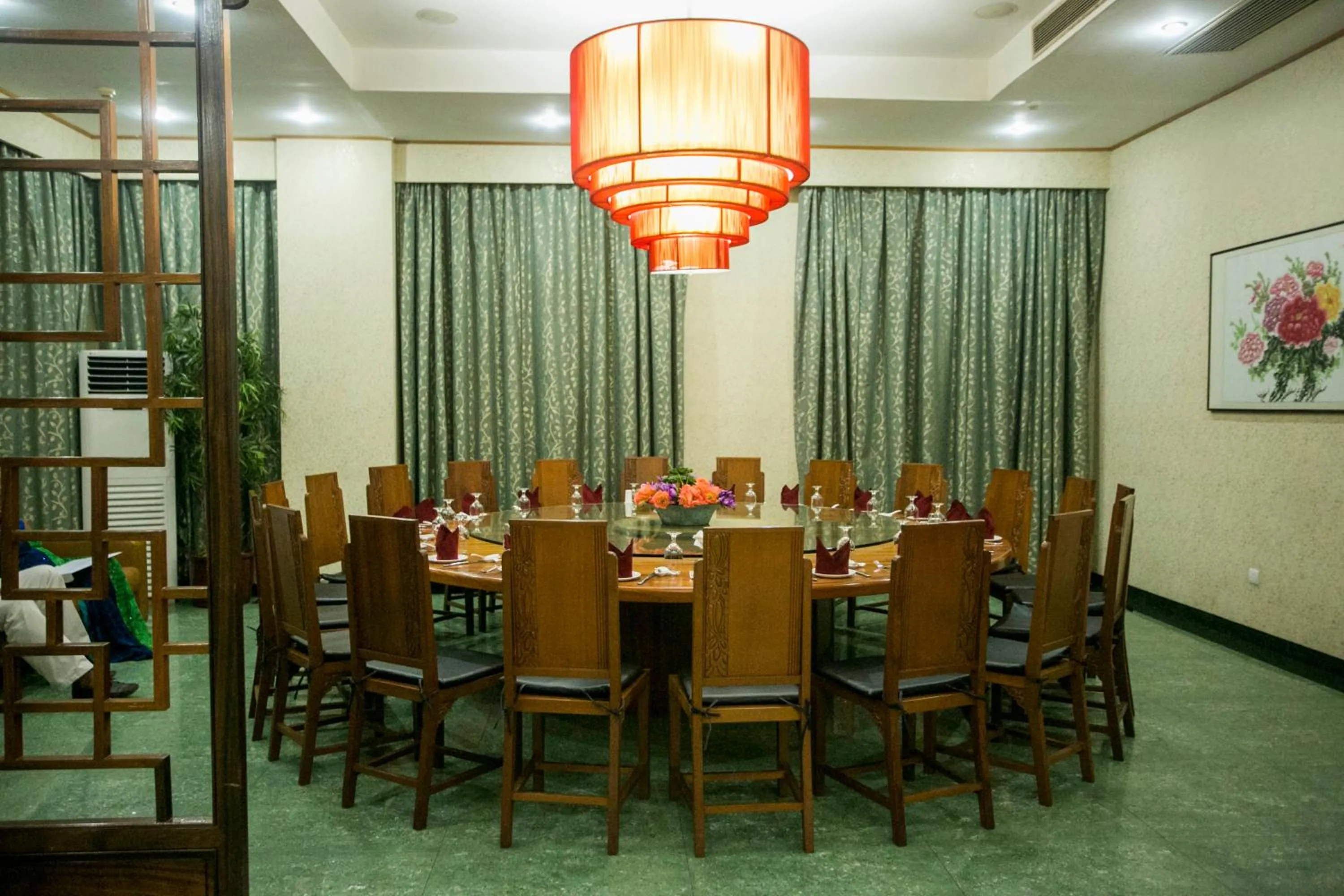 Restaurant/places to eat in Lagos Oriental Hotel
