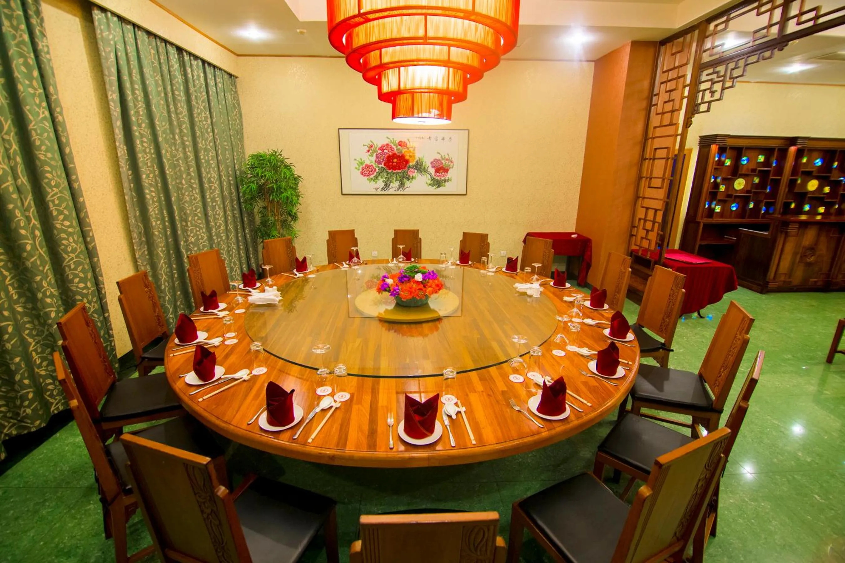 Restaurant/places to eat in Lagos Oriental Hotel