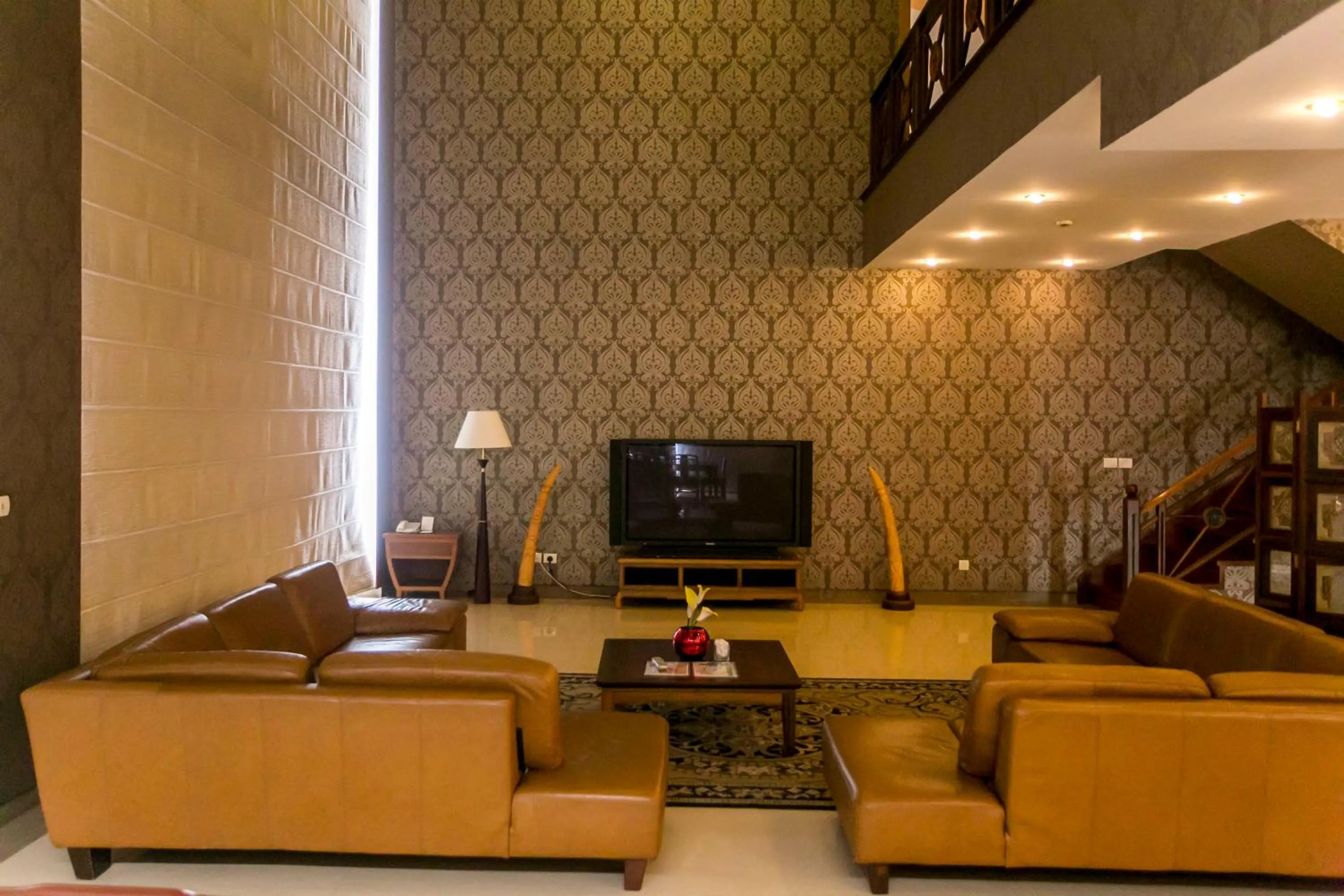 TV and multimedia in Lagos Oriental Hotel