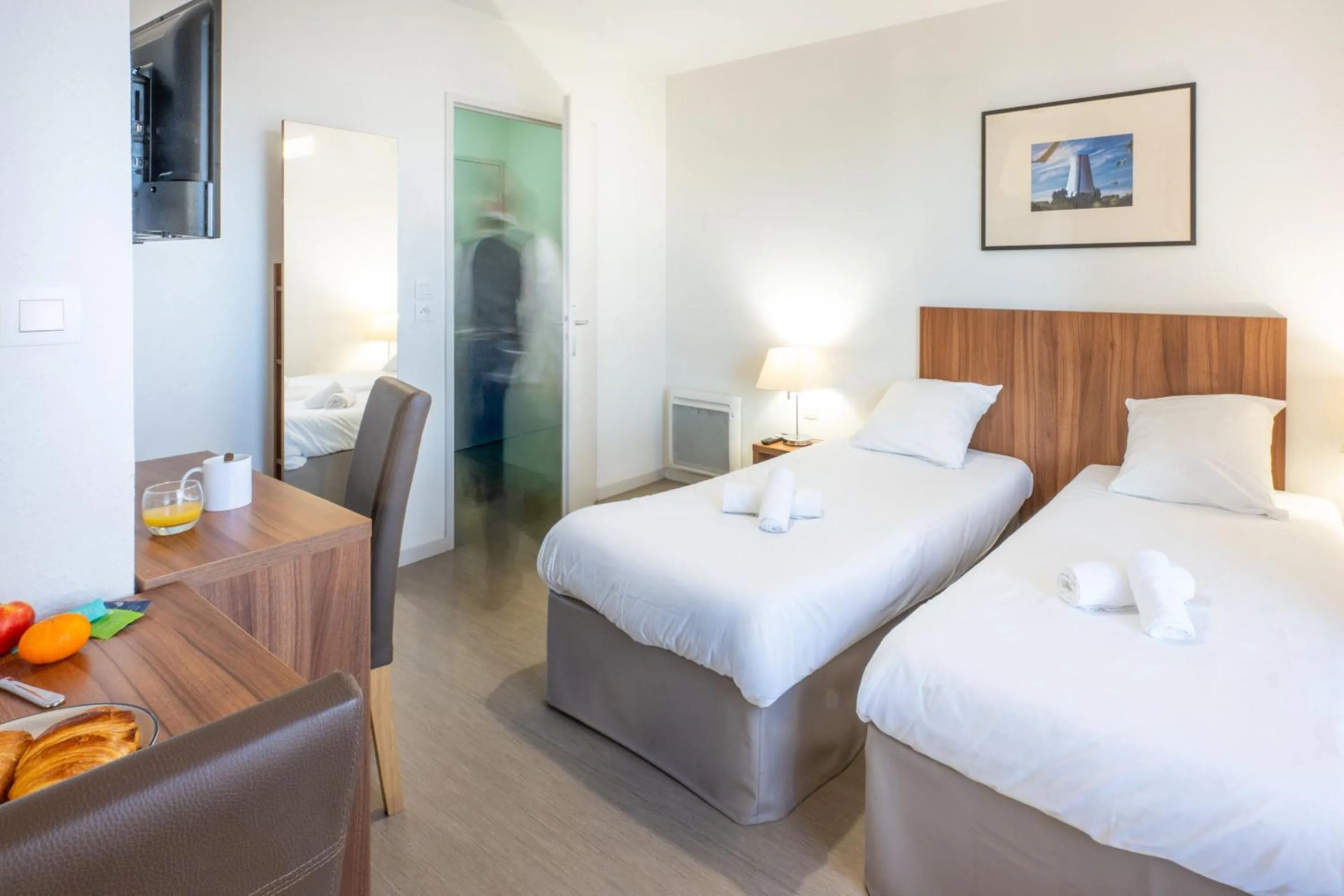 Bed in Appart'hôtel Odalys City - Orléans Centre