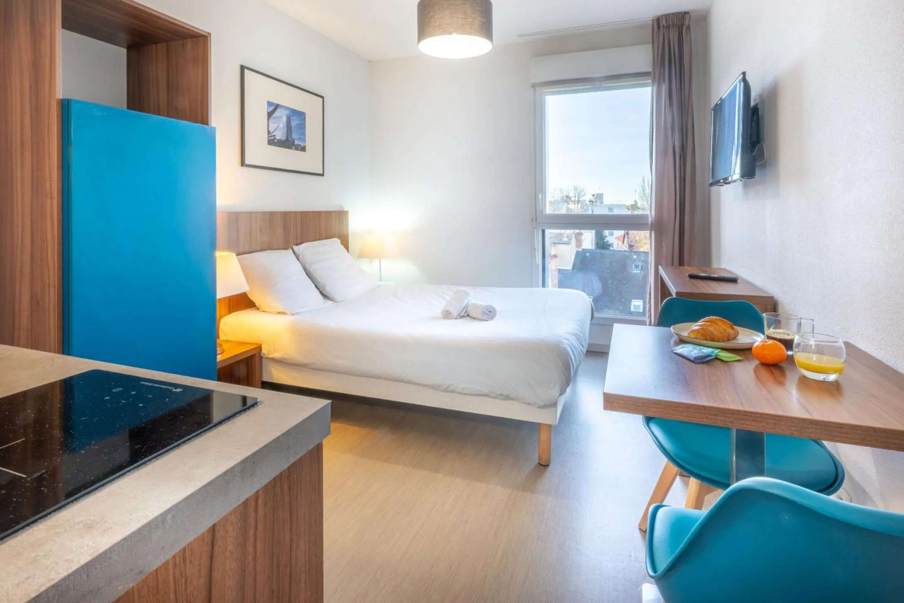 Bed in Appart'hôtel Odalys City - Orléans Centre