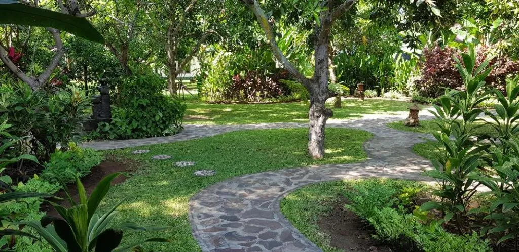 Garden in Mango Tree Inn