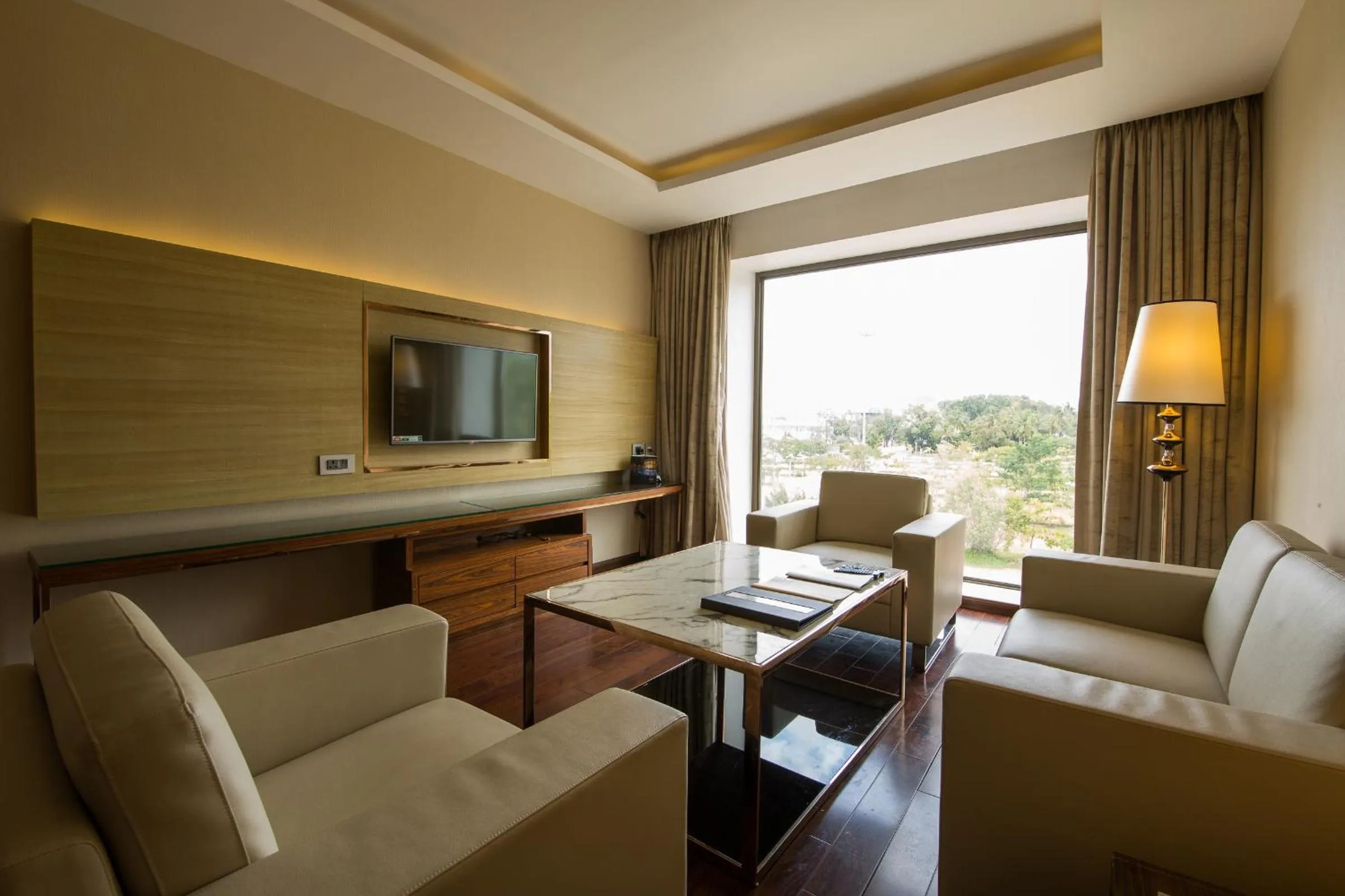 Communal lounge/ TV room in UVA Meridian Bay Resort & Spa