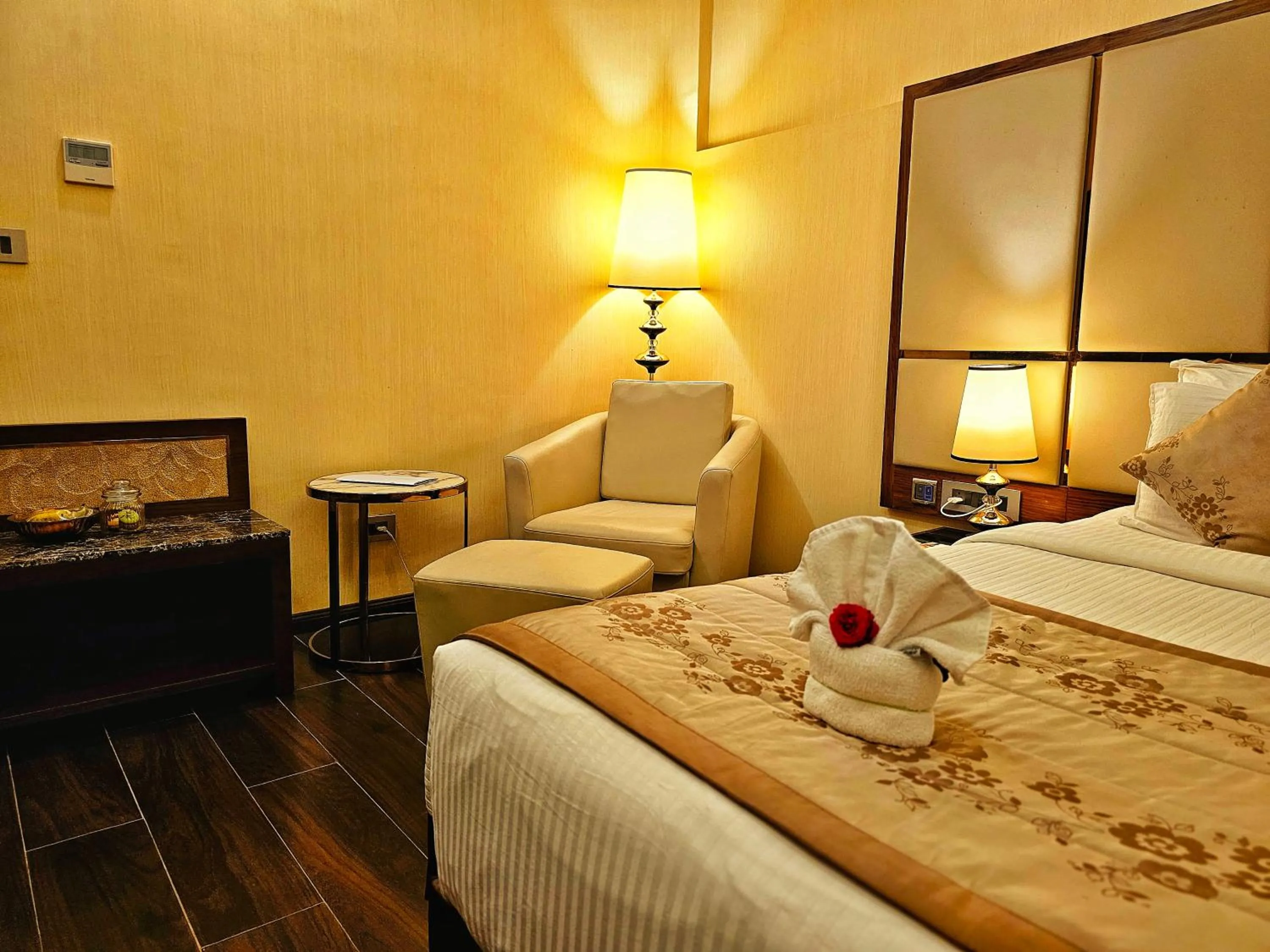 Seating area, Bed in UVA Meridian Bay Resort & Spa