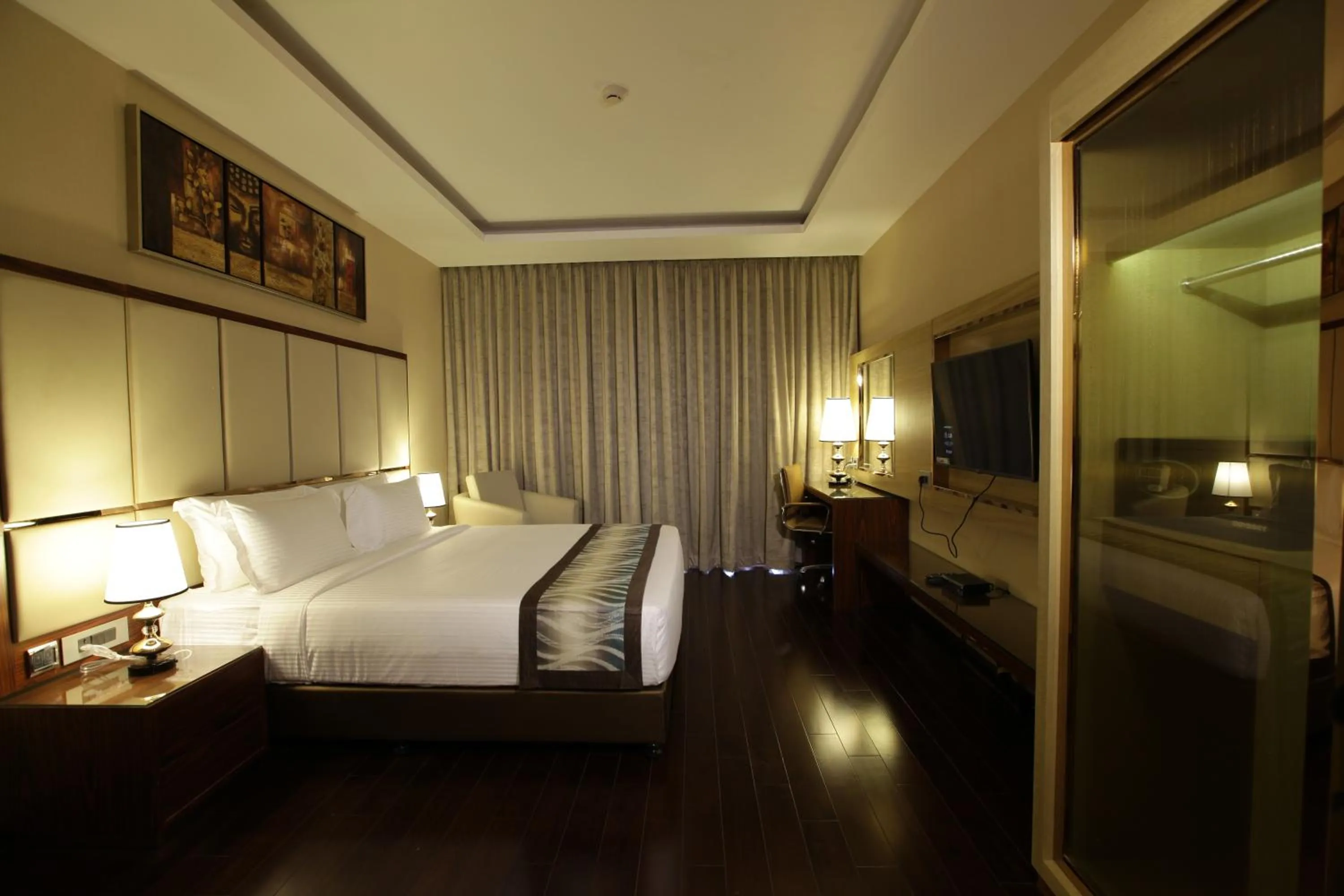 Photo of the whole room, Bed in UVA Meridian Bay Resort & Spa
