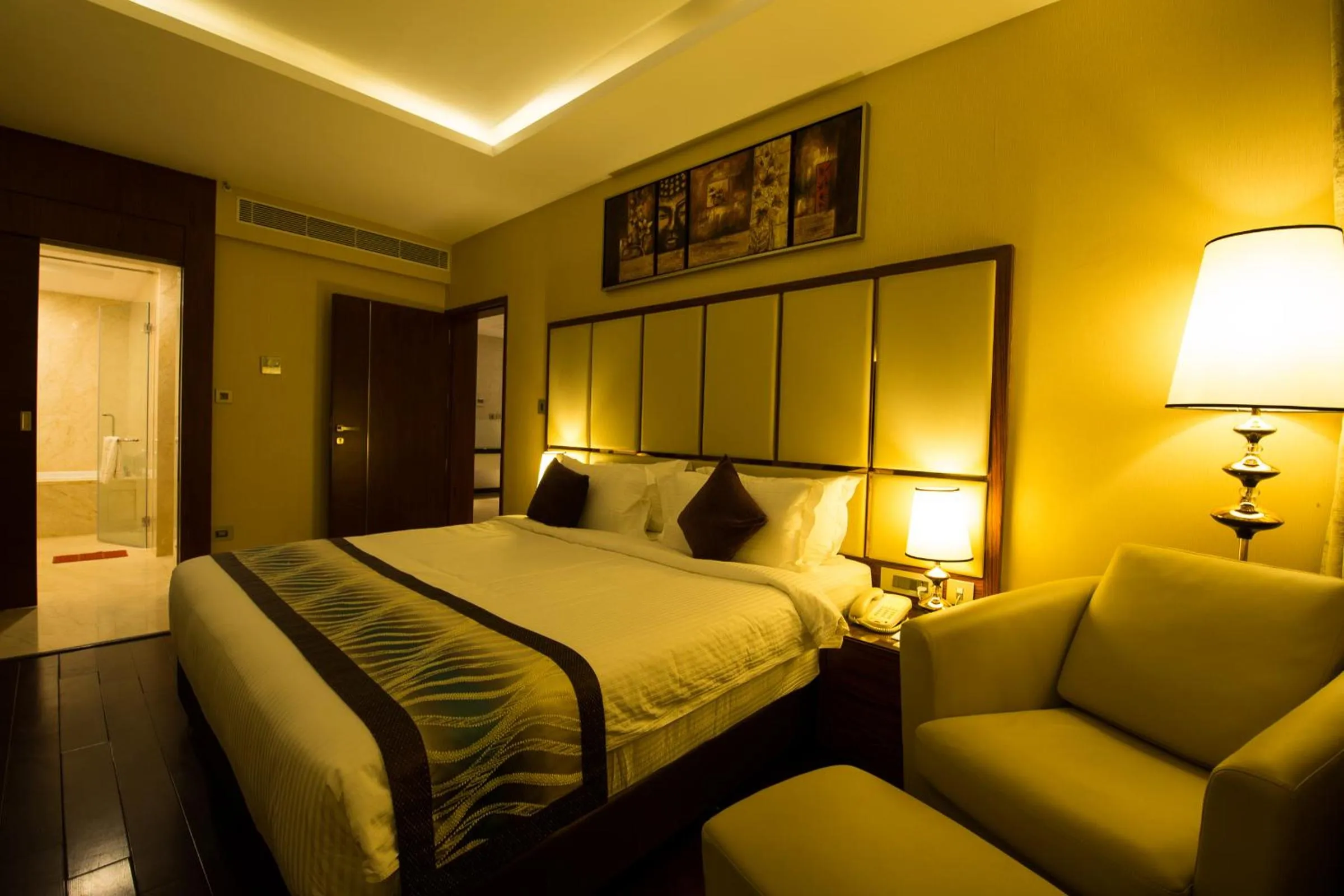 Bedroom, Bed in UVA Meridian Bay Resort & Spa