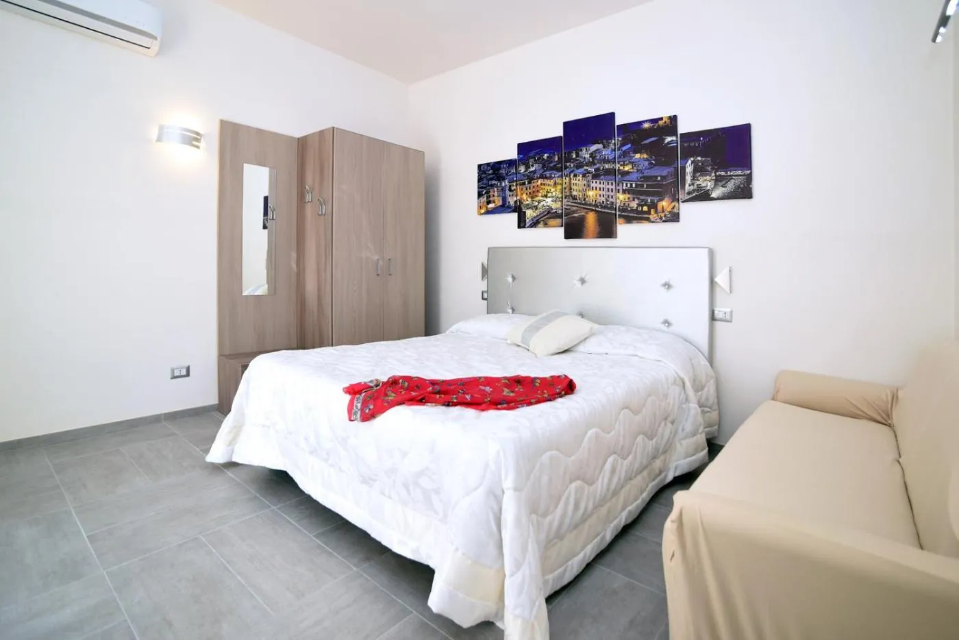 Photo of the whole room, Bed in The Stunning B&B